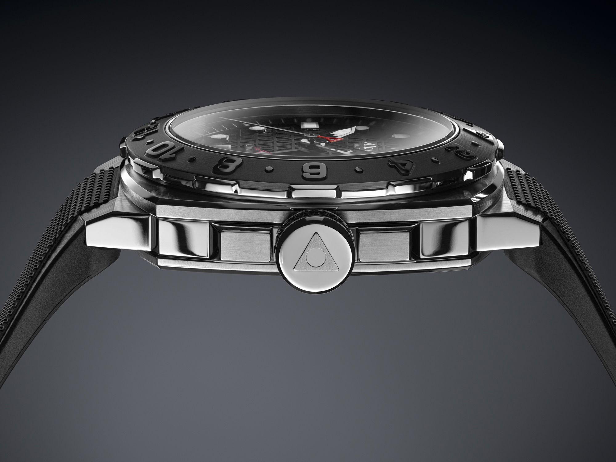 Alpina Seastrong Diver Extreme Automatic GMT - View 2