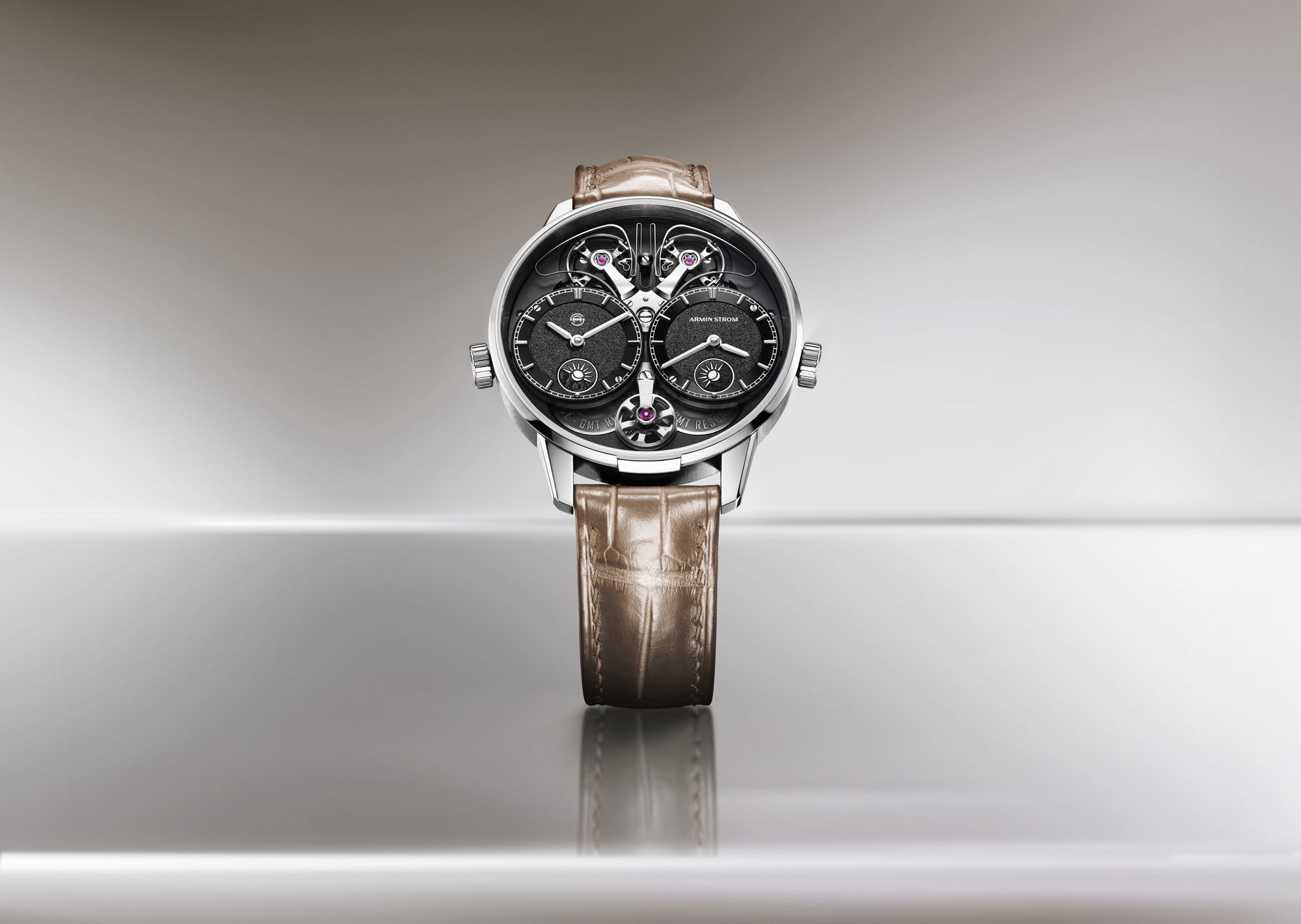 Armin Strom Dual Time GMT Resonance Manufacture Edition Black - View 3