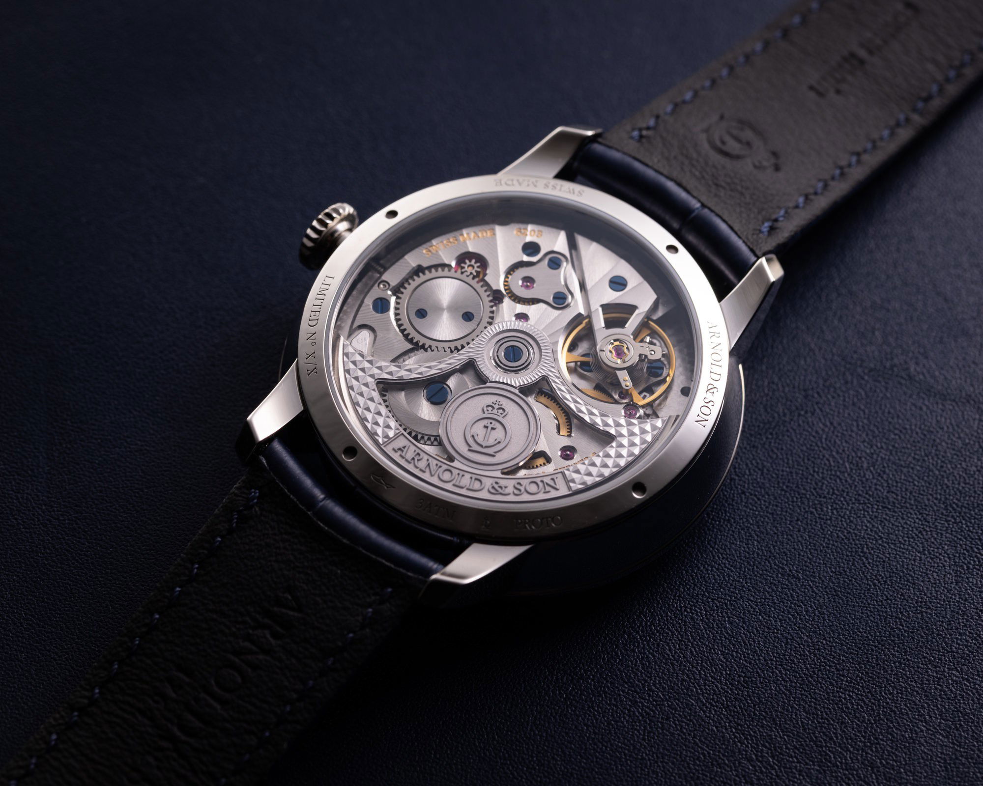 Arnold & Son DSTB 42 Platinum - View 3