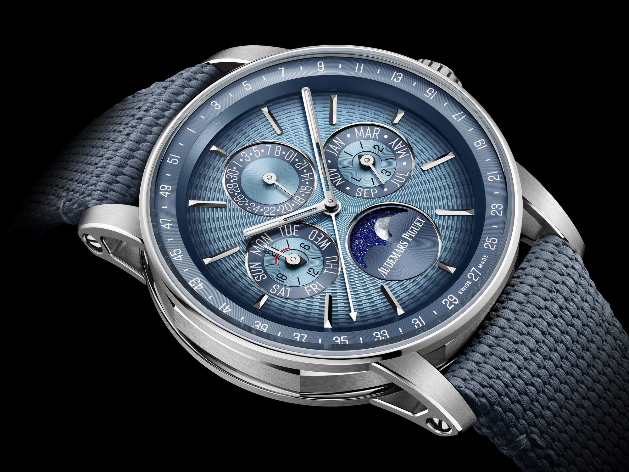 Audemars Piguet Code 11.59 by Audemars Piguet Selfwinding Perpetual Calendar 41 - View 2