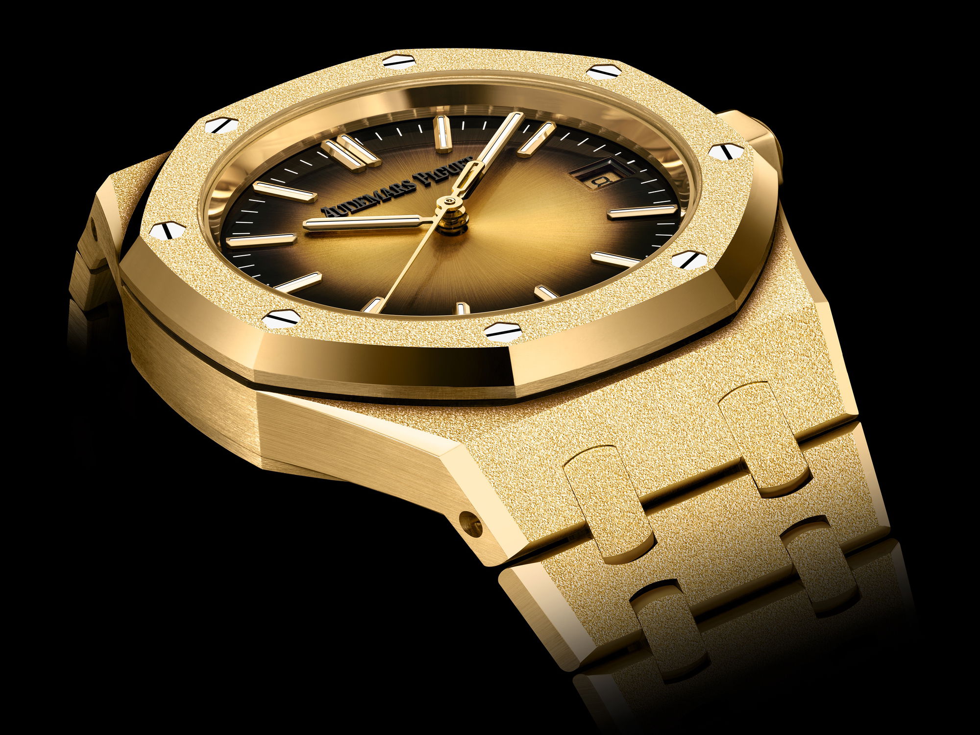 Audemars Piguet Royal Oak Frosted Gold Selfwinding - View 3