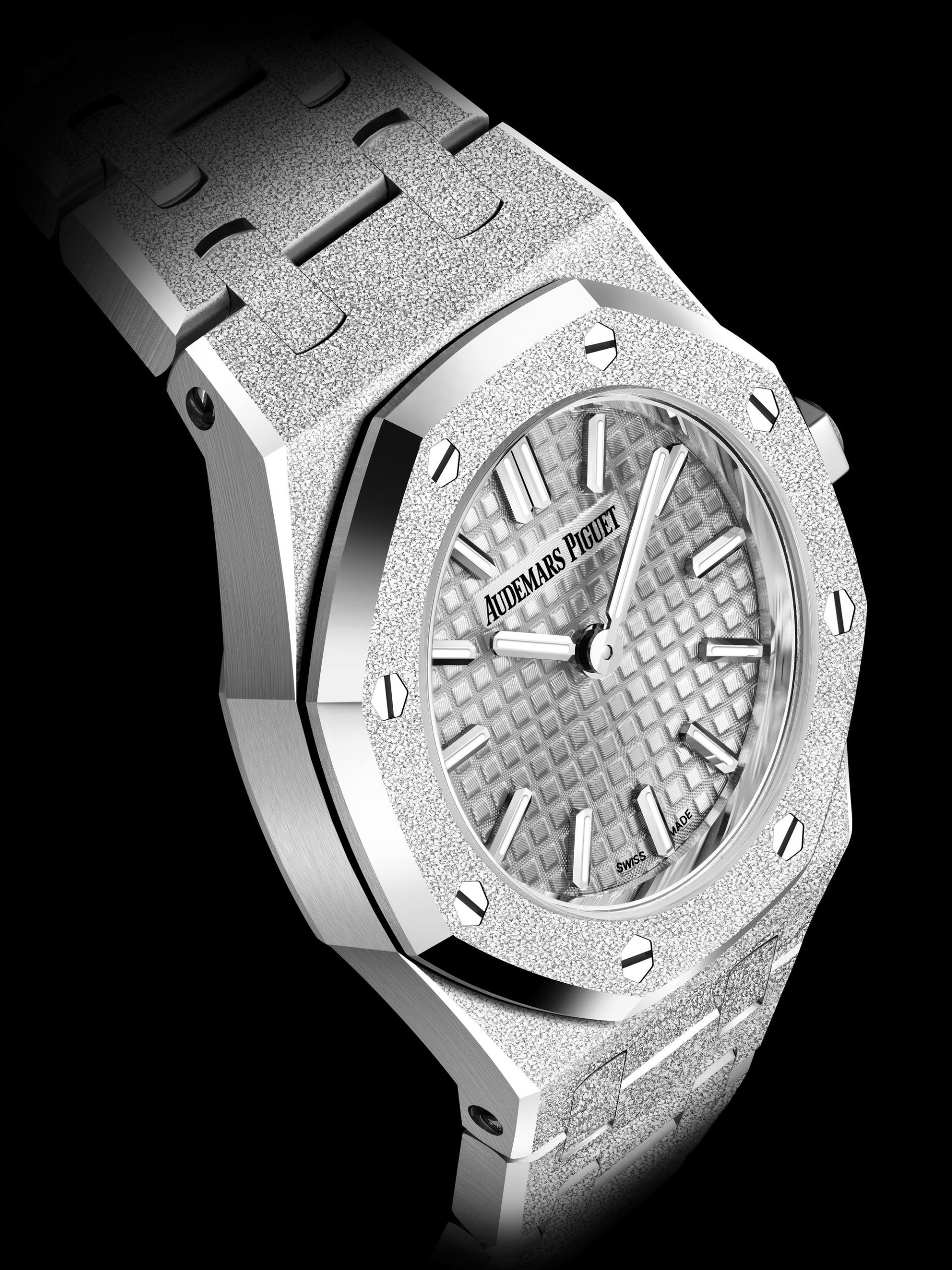 Audemars Piguet Royal Oak Mini Frosted Gold Quartz 23 - View 3