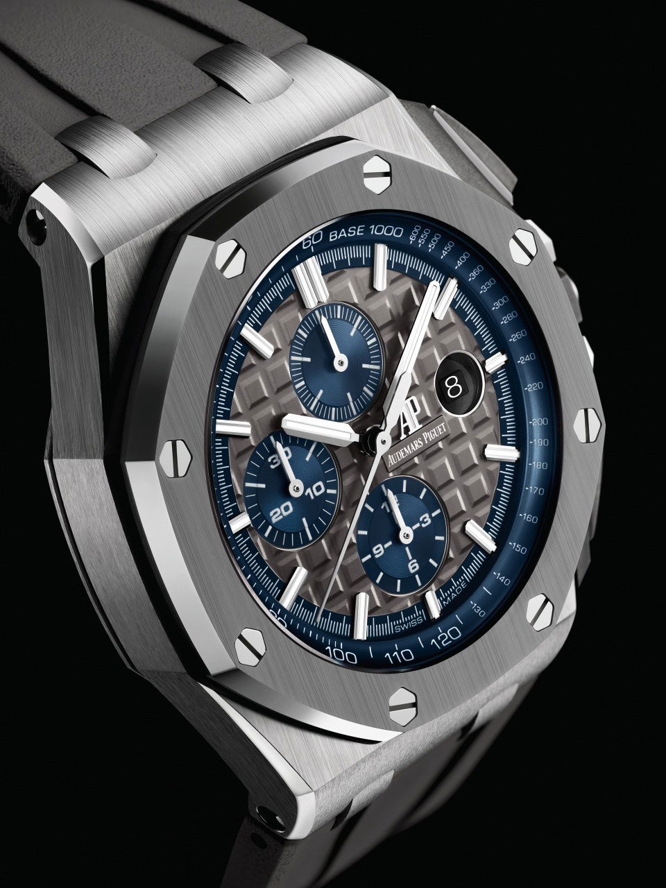 Audemars Piguet Royal Oak Offshore Selfwinding Chronograph - View 2