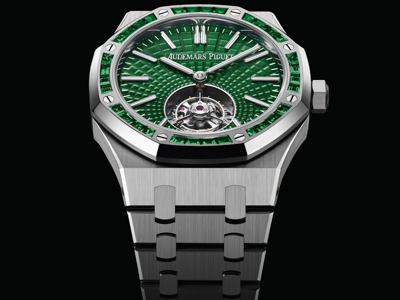 Audemars Piguet Royal Oak Offshore Selfwinding Flying Tourbillon - View 2