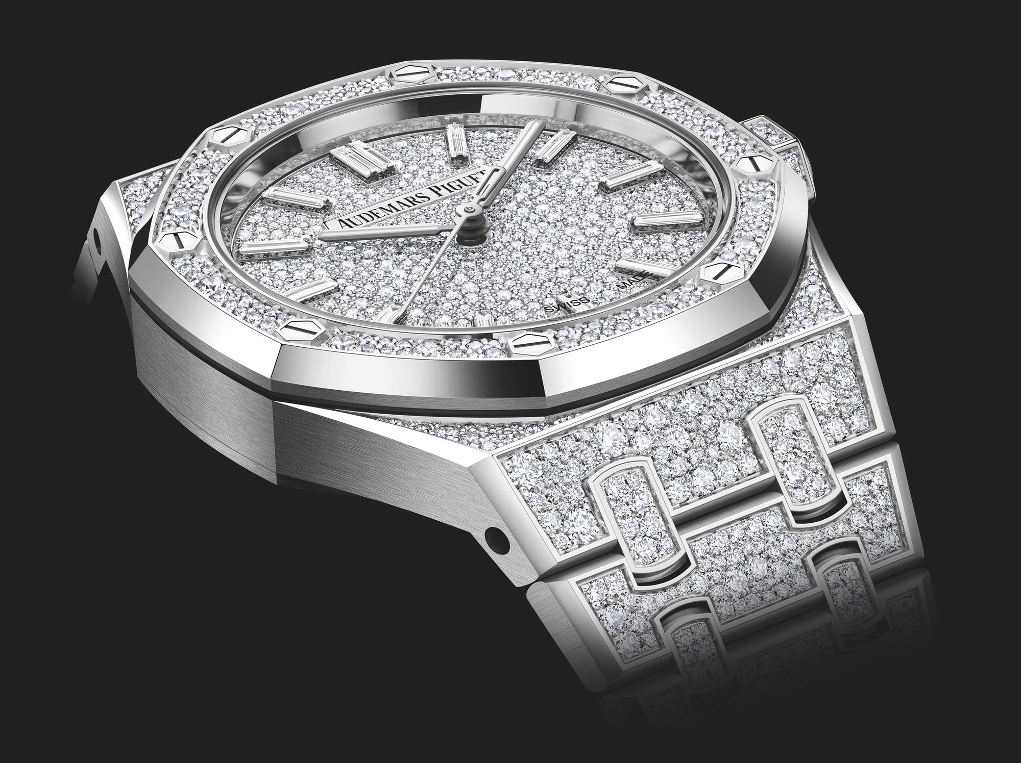 Audemars Piguet Royal Oak Selfwinding - View 2