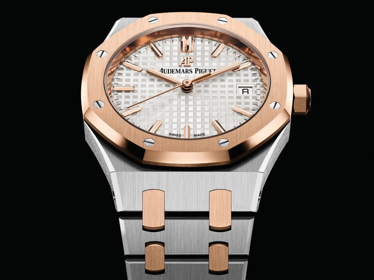Audemars Piguet Royal Oak Selfwinding - View 2