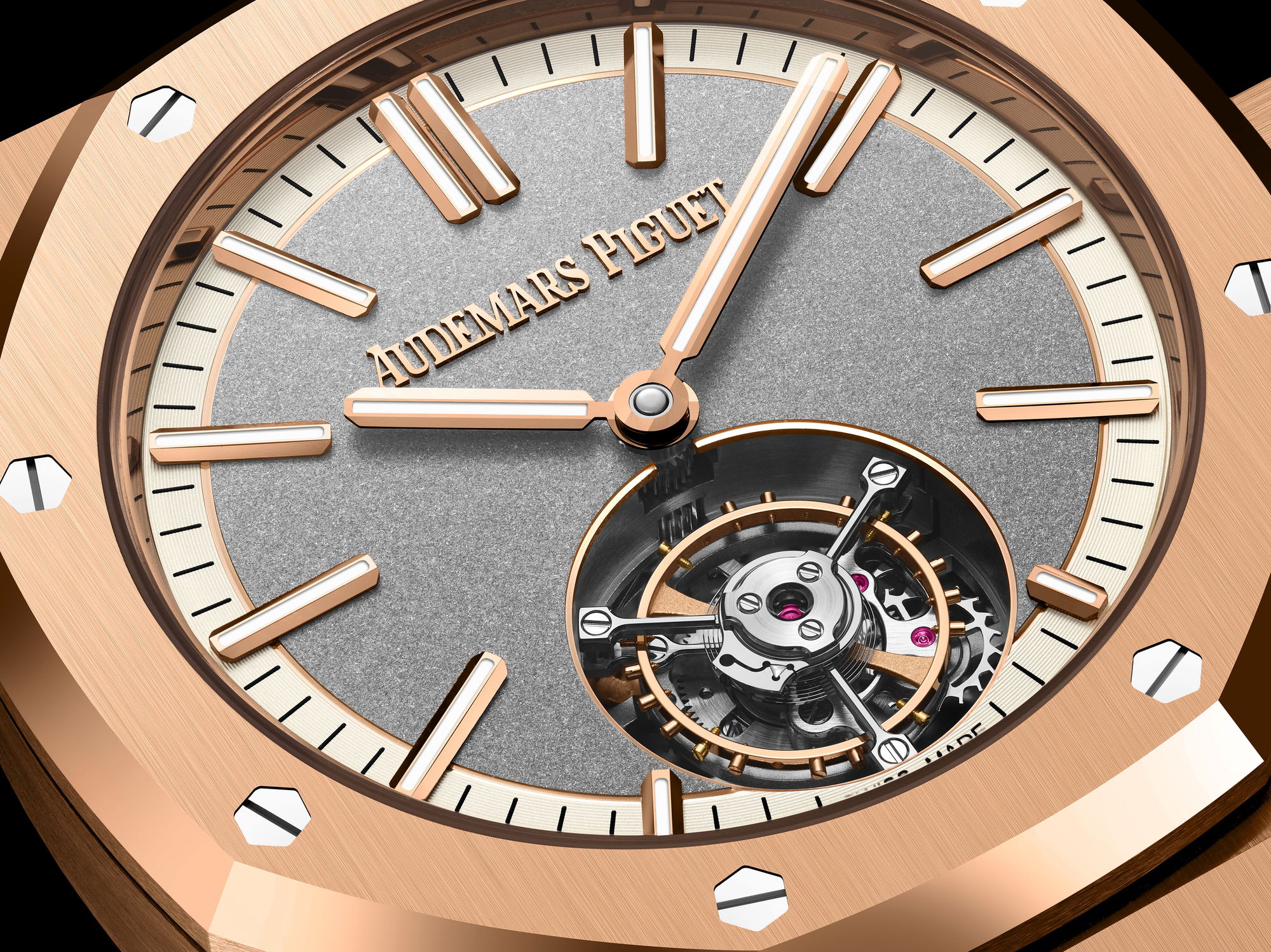 Audemars Piguet Royal Oak Selfwinding Flying Tourbillon - View 3