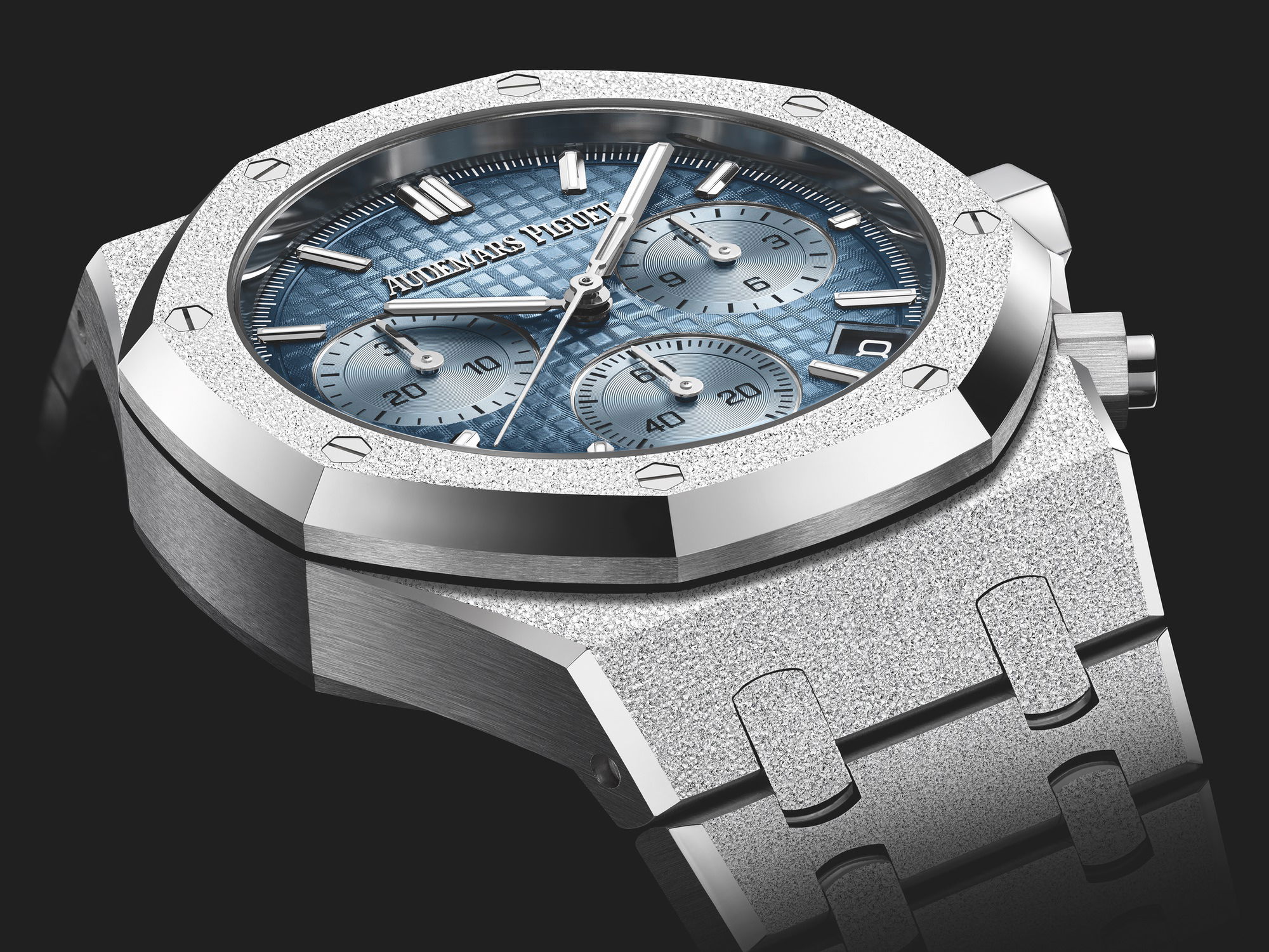 Audemars Piguet Royal Oak Selwinding Chronograph - View 3