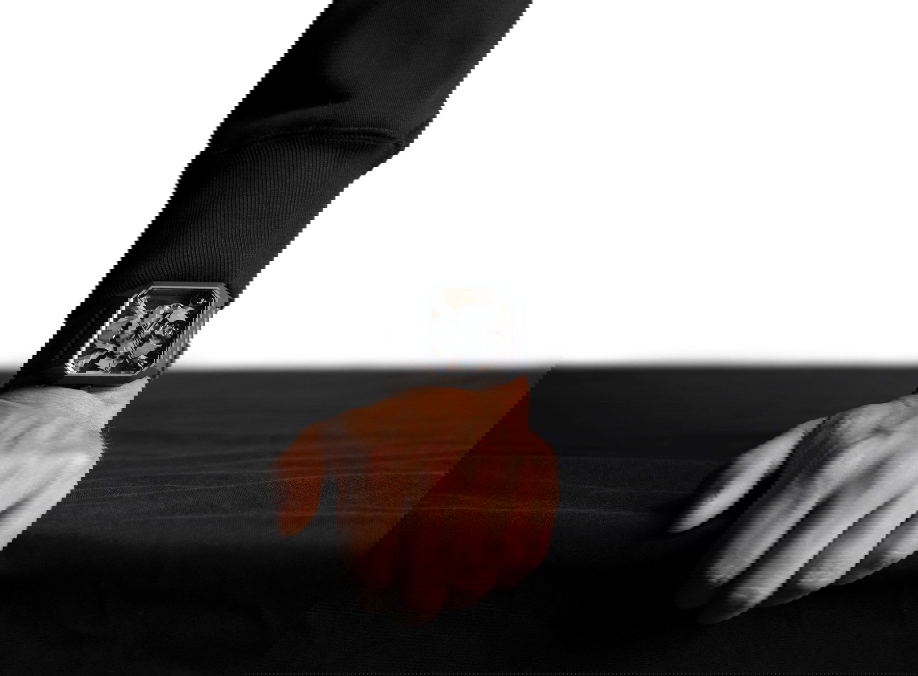 Bell & Ross BR 01 Cyber Skull - View 3