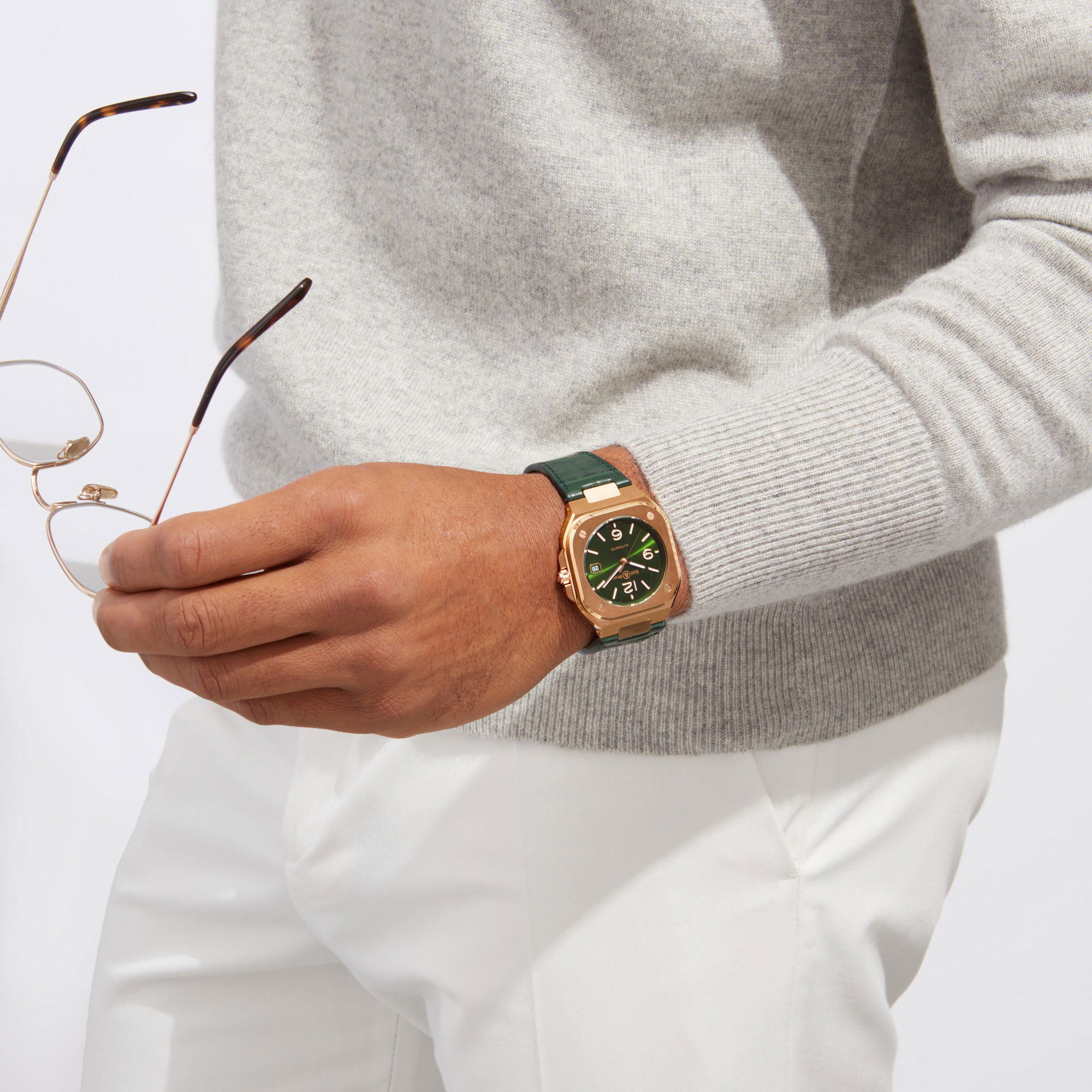 Bell & Ross BR 05 Green Gold - View 2