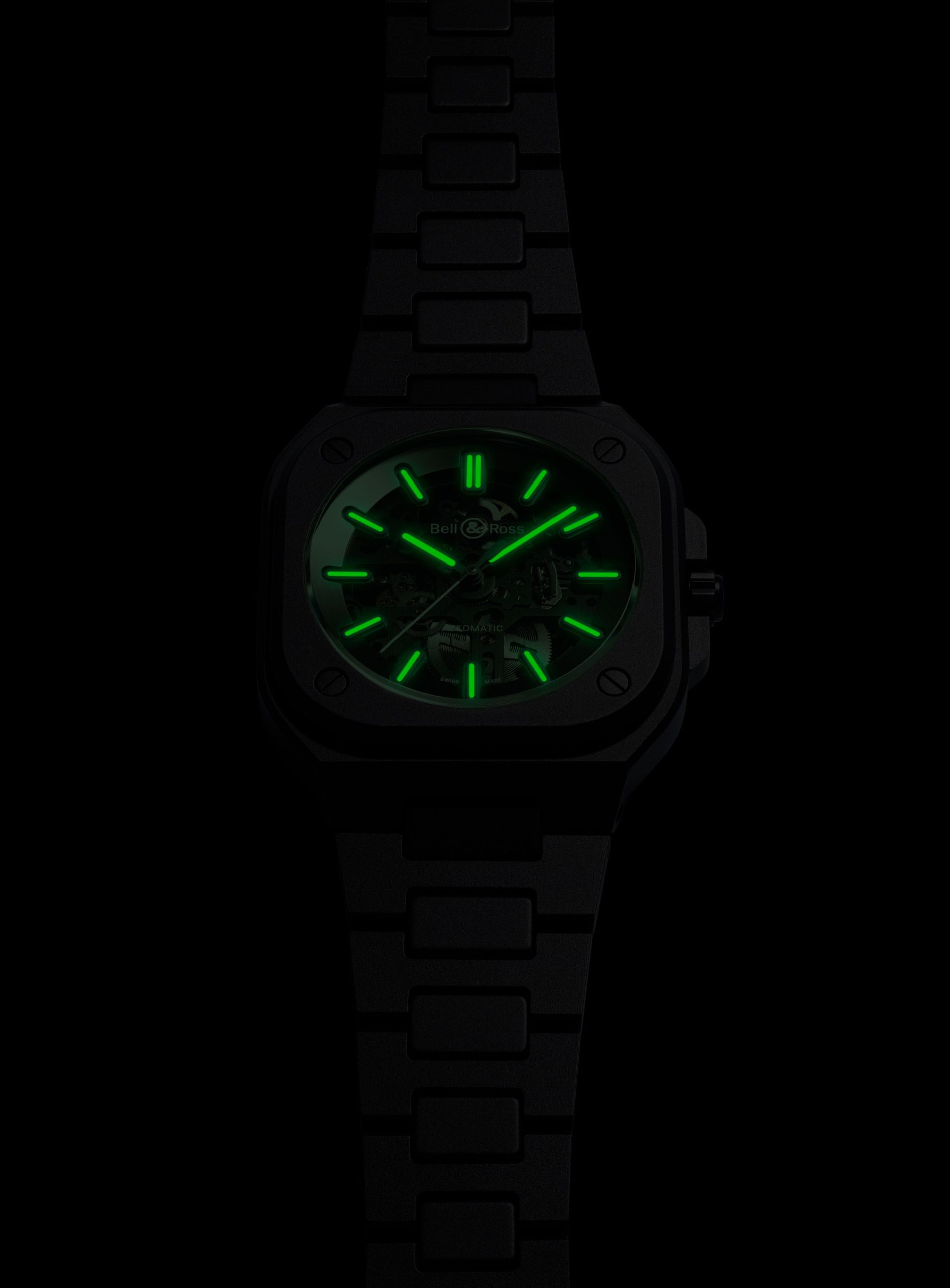 Bell & Ross BR 05 Skeleton Black Lum Ceramic - View 2