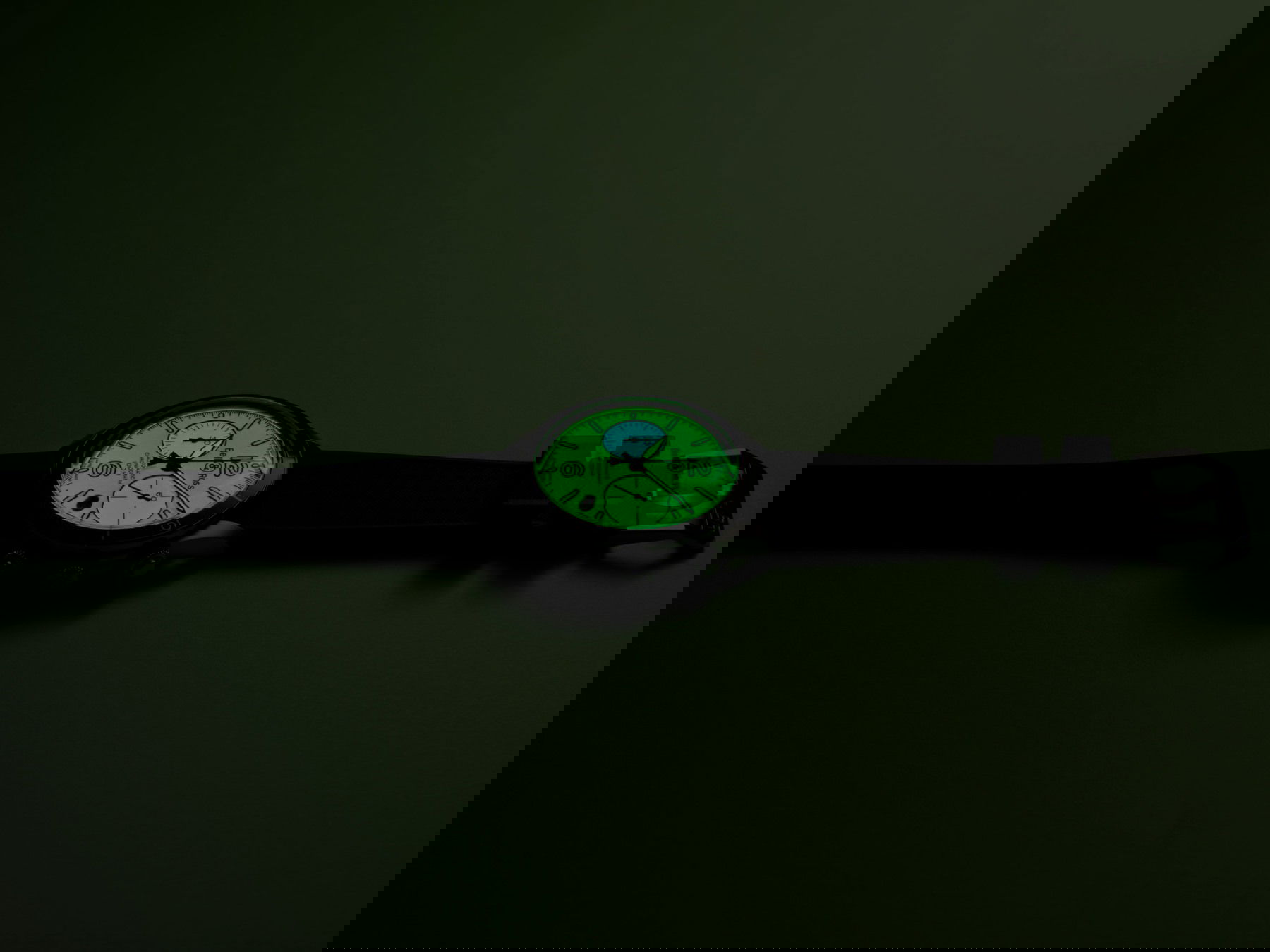 Bell & Ross BR V2-94 Full Lum - View 2