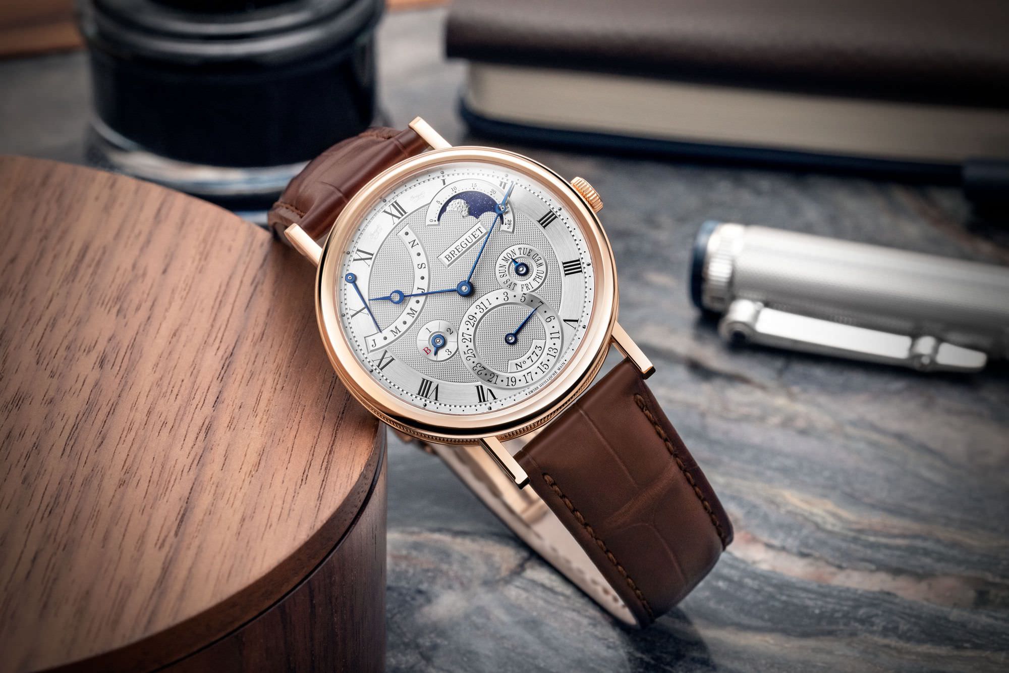 Breguet Classique Quantième Perpétuel 7327 - View 2