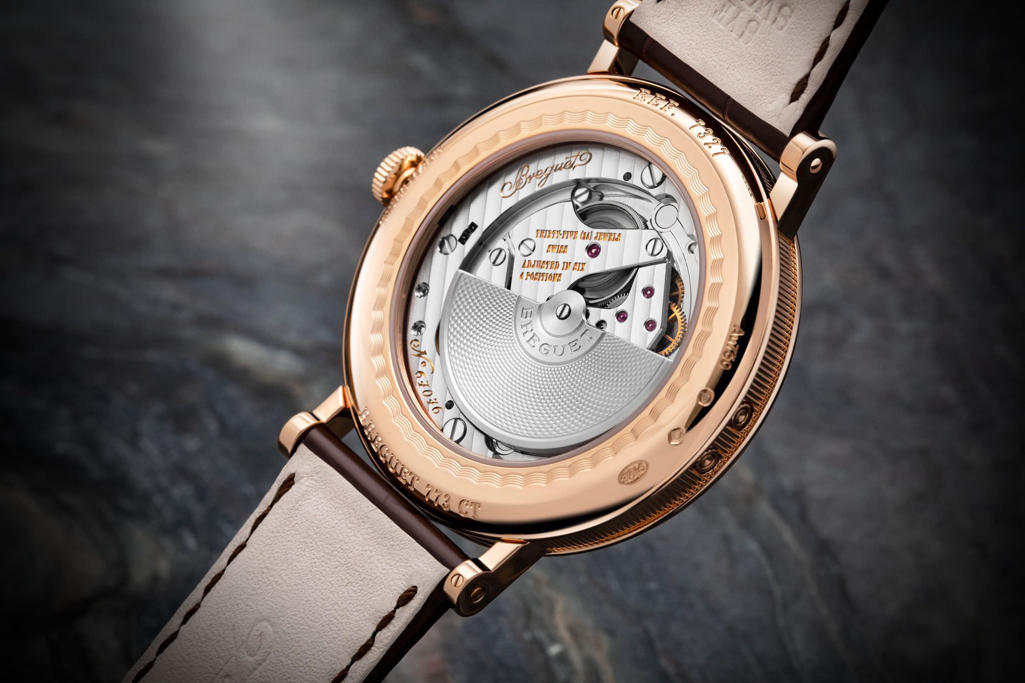 Breguet Classique Quantième Perpétuel 7327 - View 3