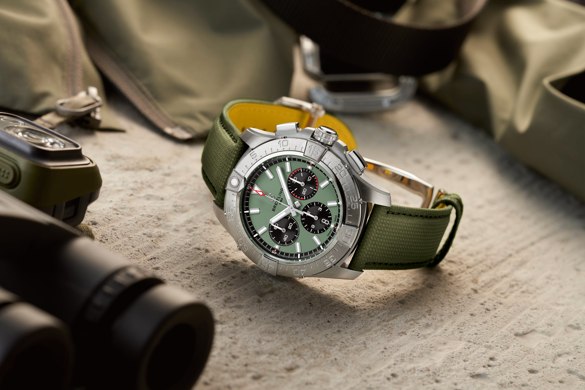 Breitling Avenger B01 Chronograph 44 - View 2