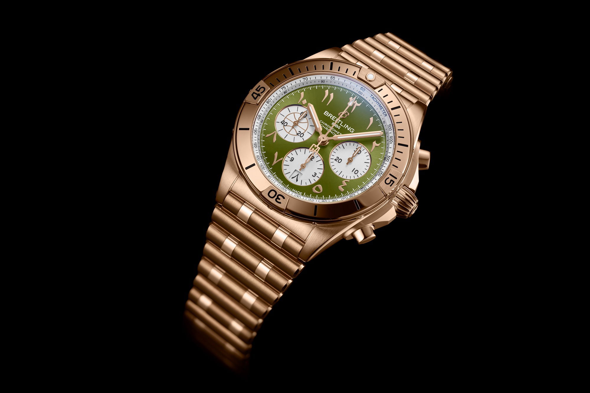 Breitling Chronomat B01 42 Giannis Antetokounmpo - View 3