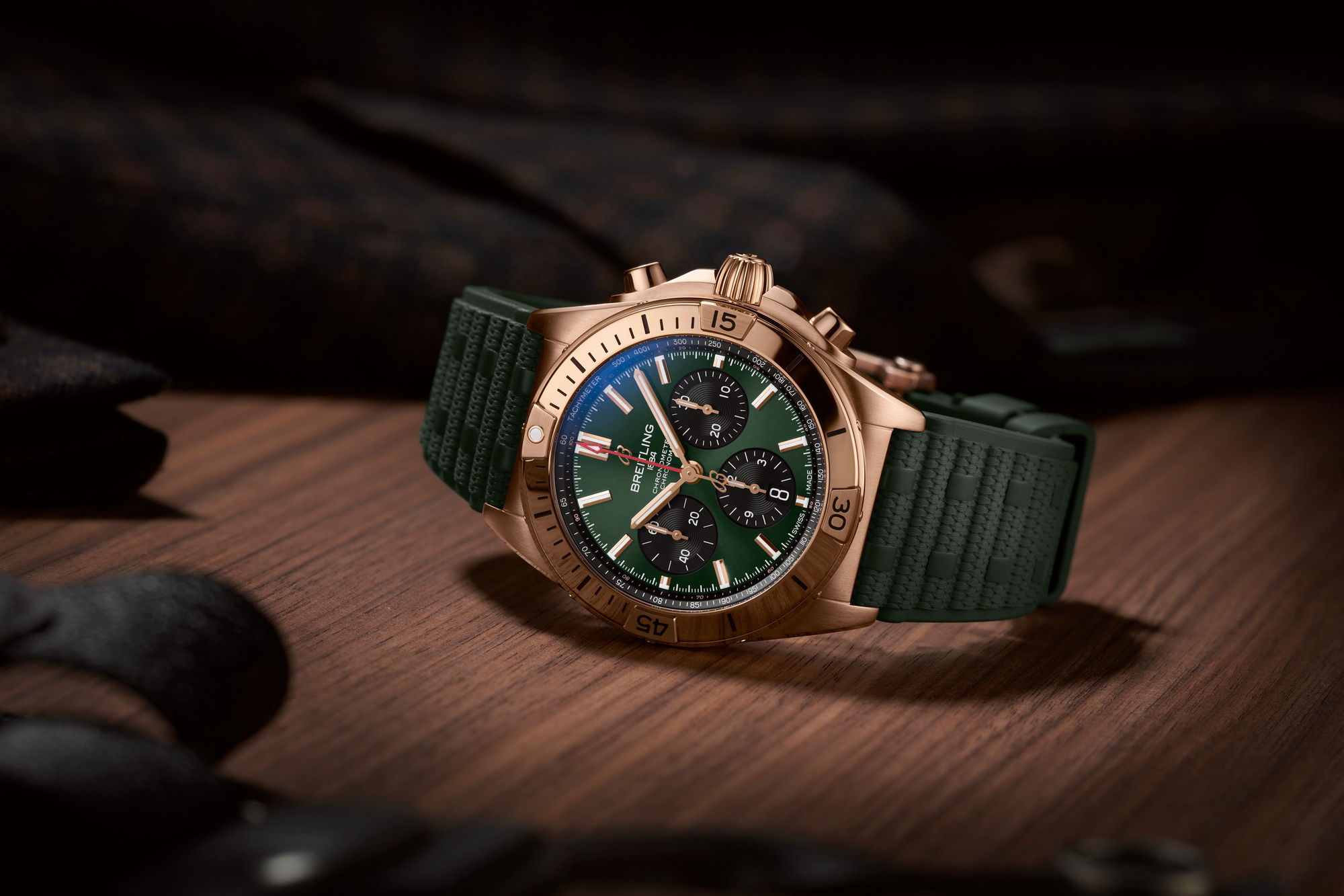 Breitling Chronomat B01 42 - View 2