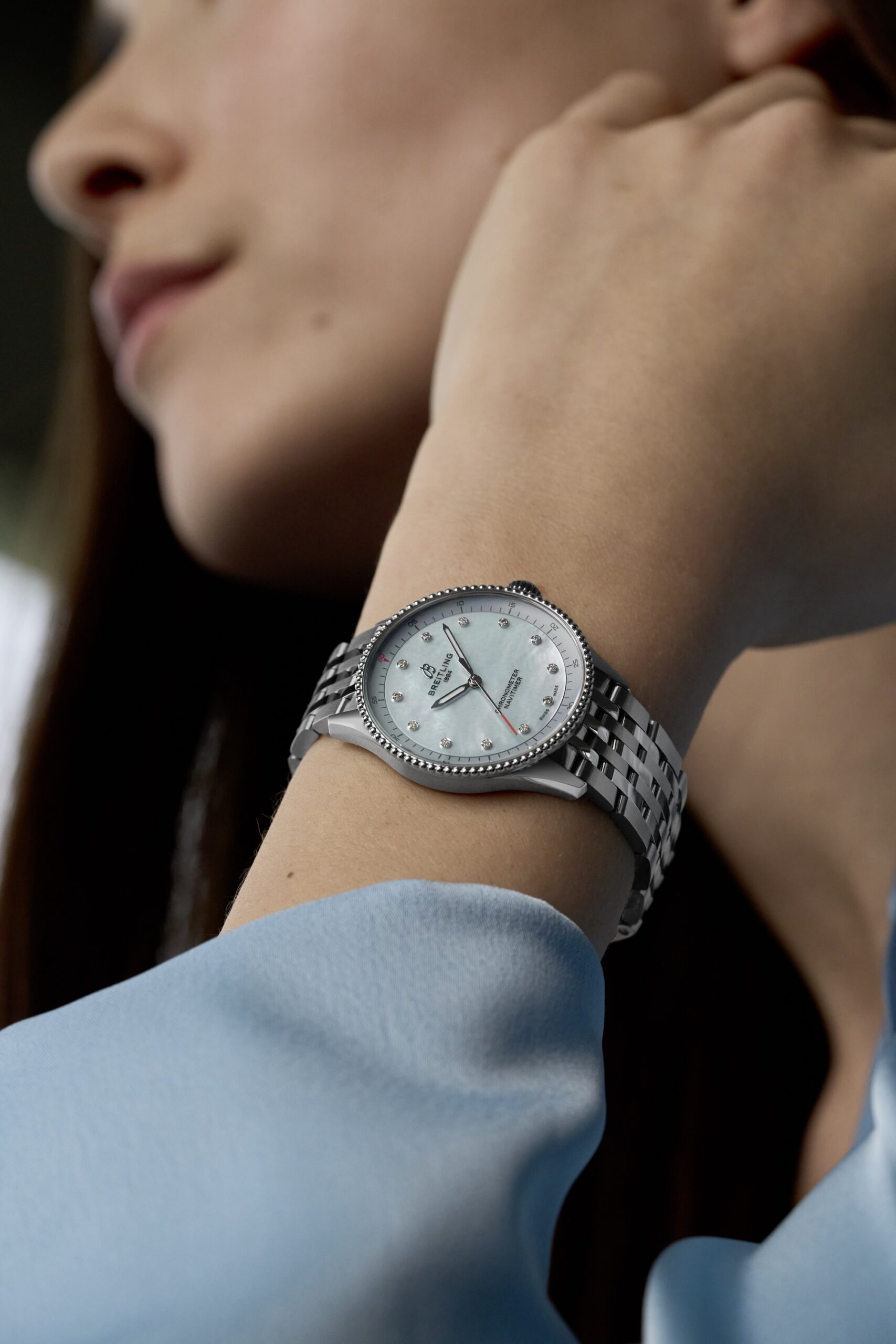 Breitling Navitimer 32 - View 2