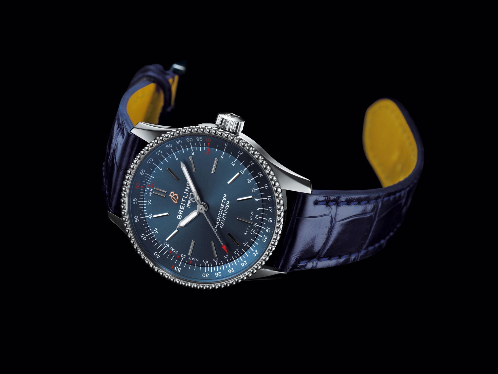 Breitling Navitimer Automatic 35 - View 2