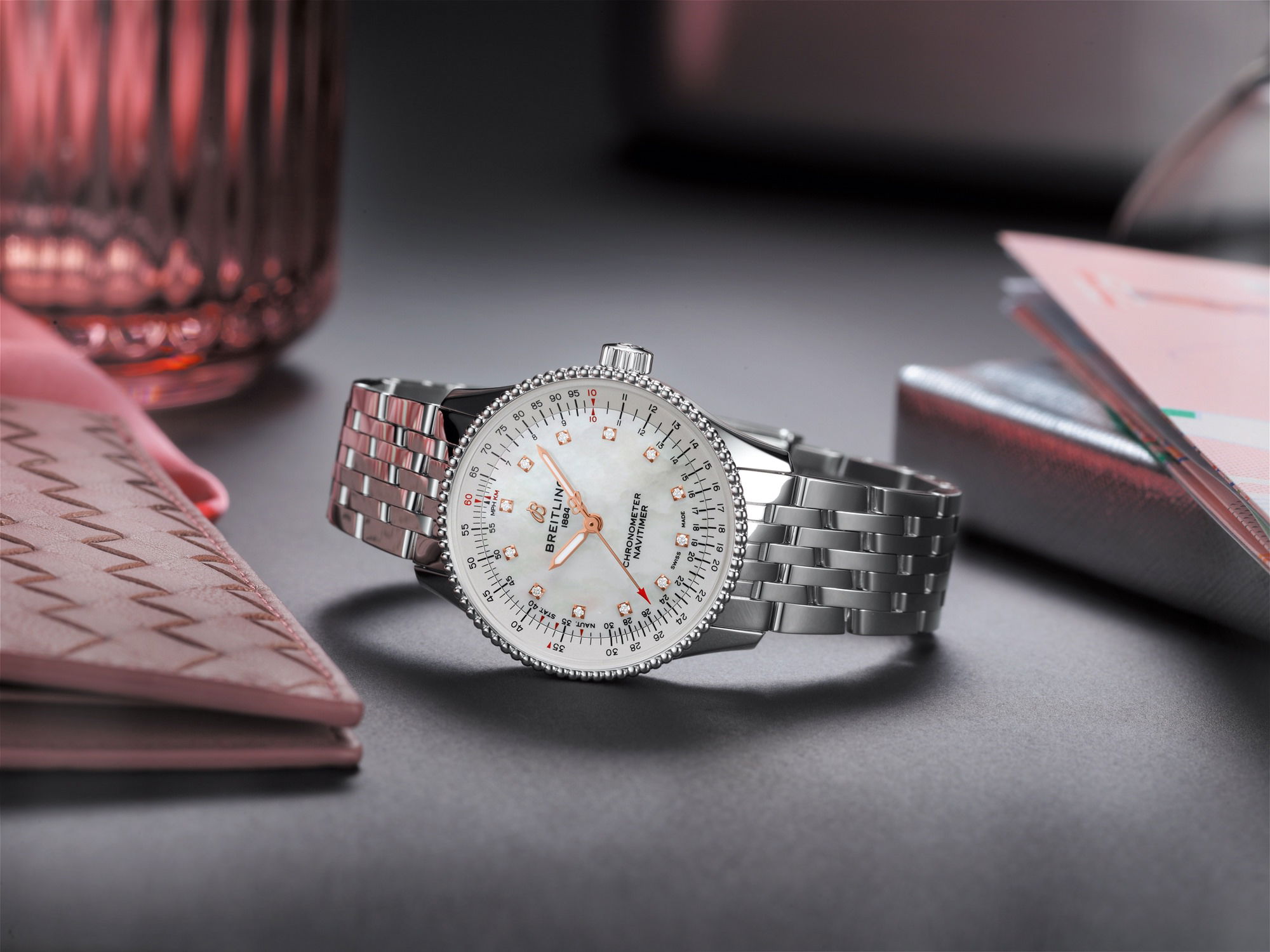 Breitling Navitimer Automatic 35 - View 2