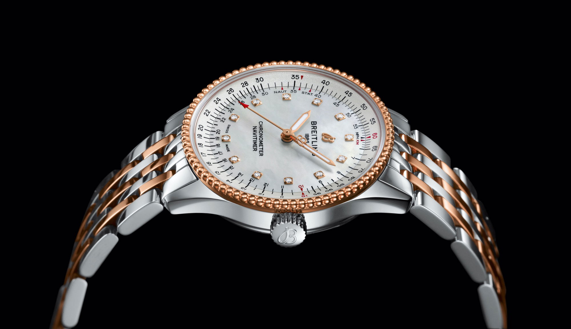 Breitling Navitimer Automatic 35 - View 3