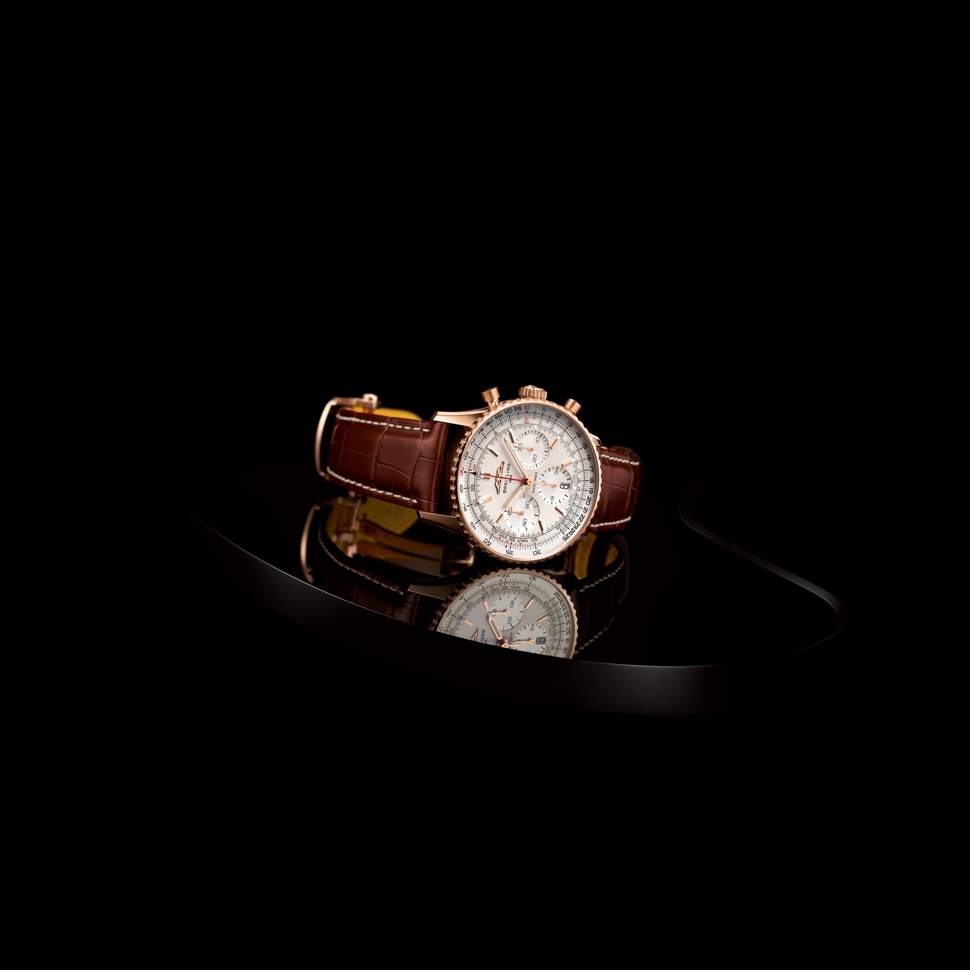 Breitling Navitimer B01 Chronograph 41 - View 3