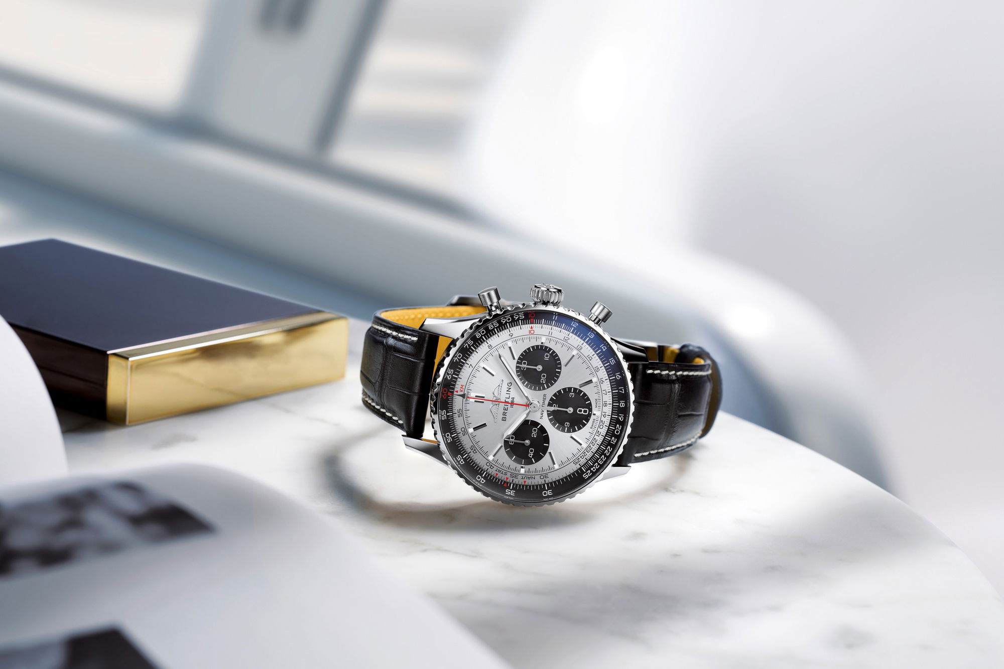 Breitling Navitimer B01 Chronograph 43 - View 2