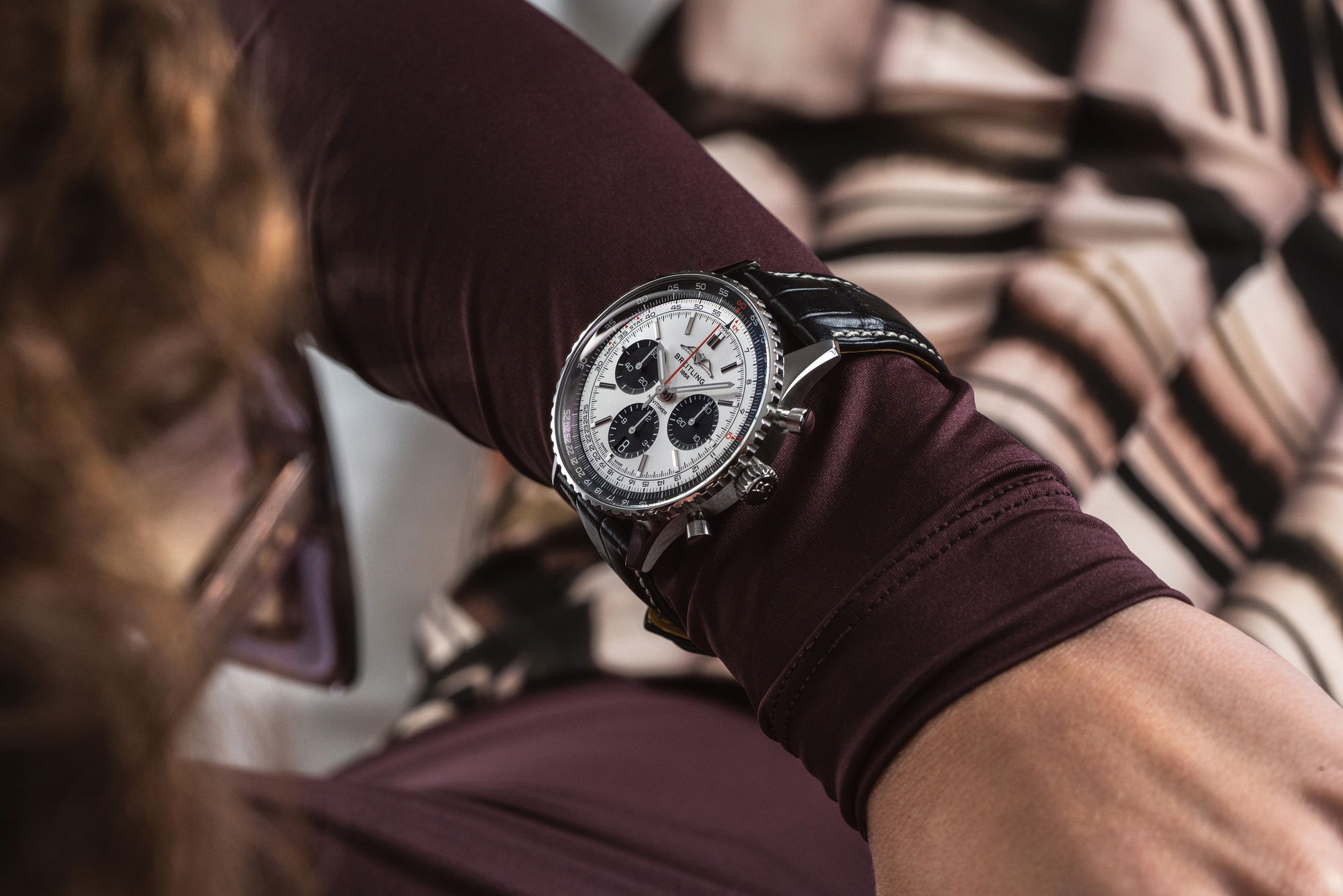 Breitling Navitimer B01 Chronograph 43 - View 3