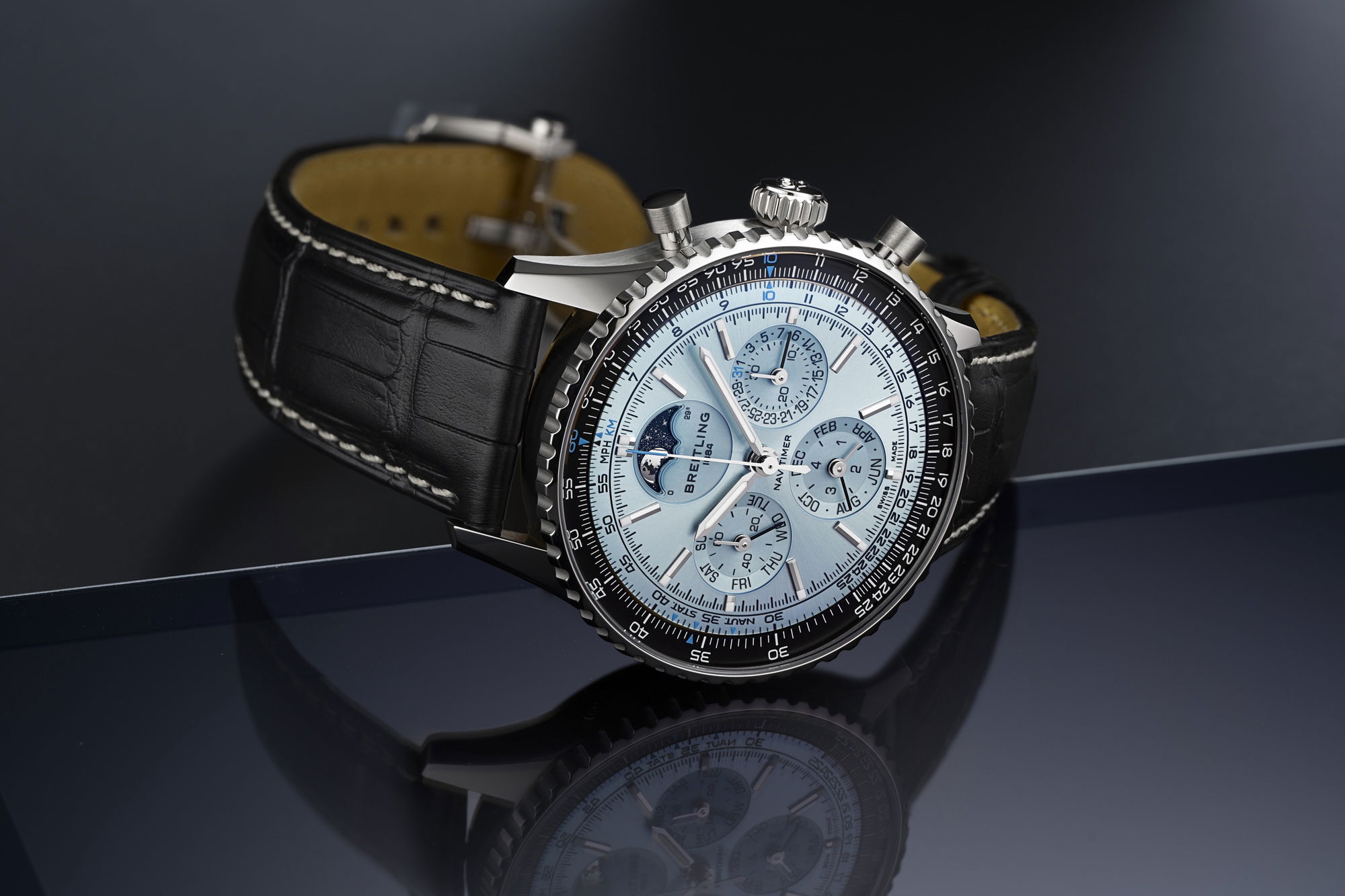 Breitling Navitimer B19 Chronograph 43 Perpetual Calendar - View 2