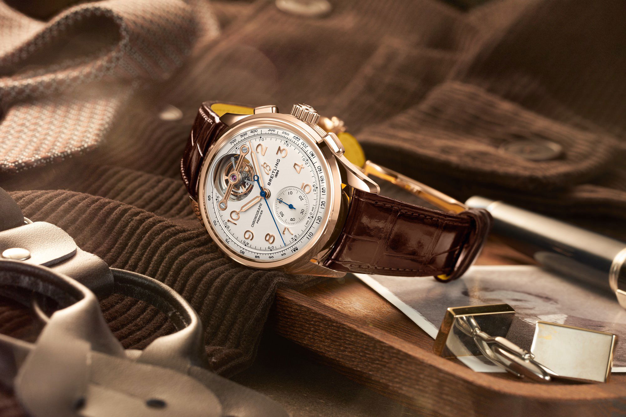 Breitling Premier B21 Chronograph Tourbillon 41 Léon Breitling - View 3