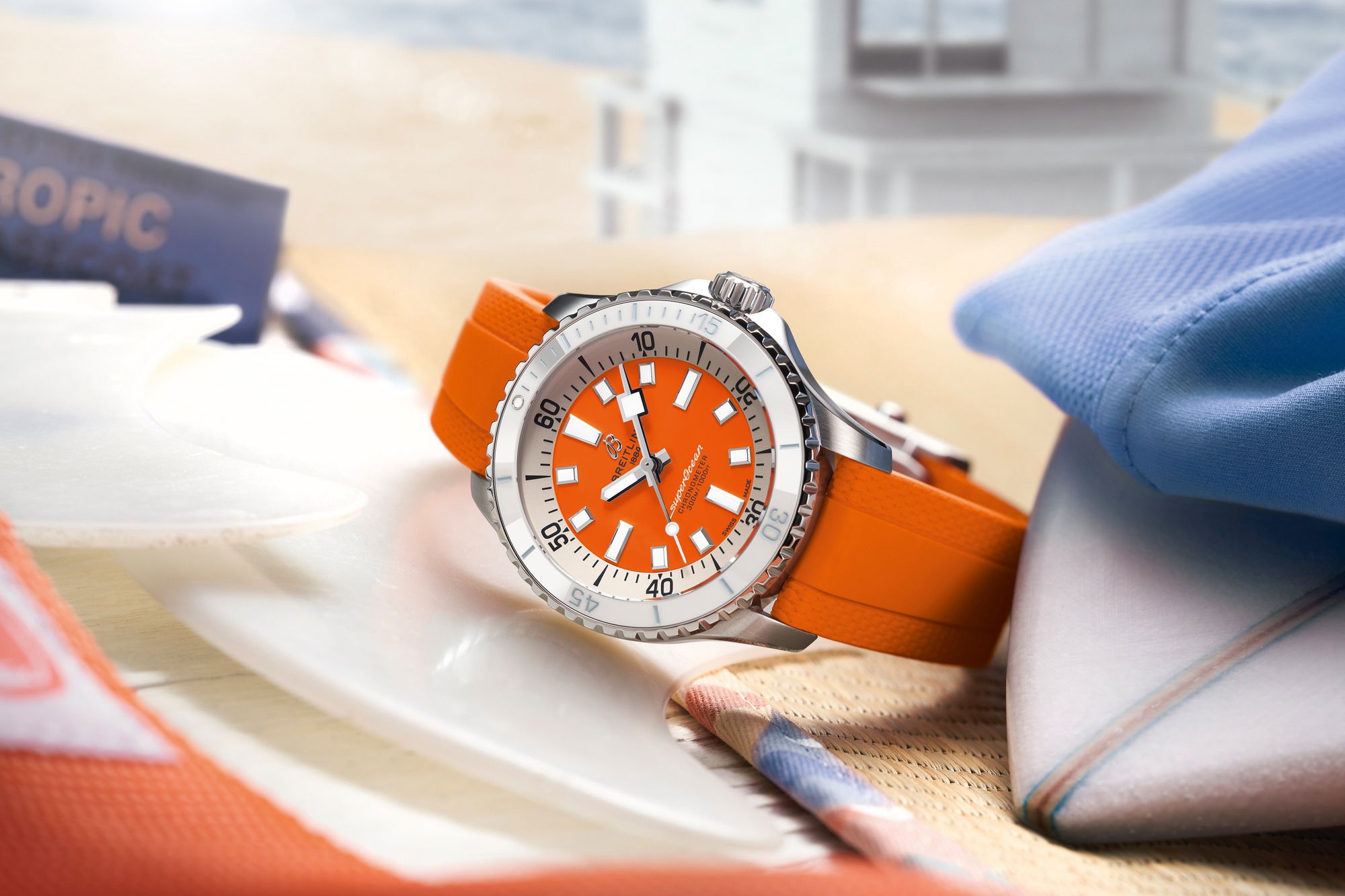 Breitling Superocean Automatic 36 - View 3