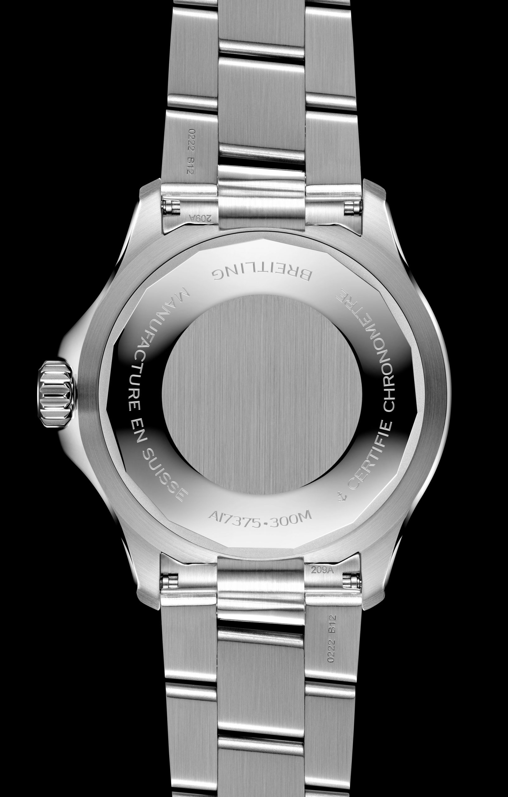 Breitling Superocean Automatic 42 - View 2