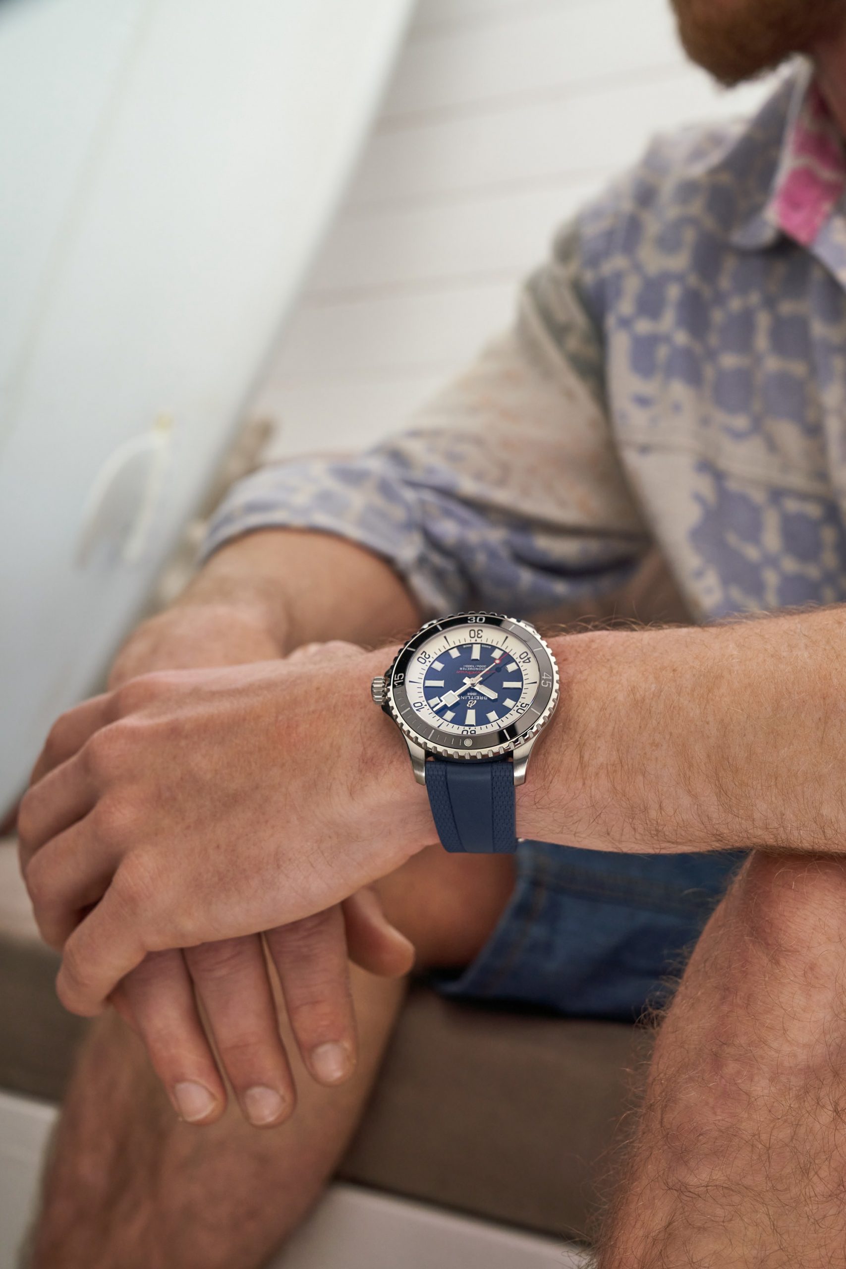 Breitling Superocean Automatic 44 - View 2