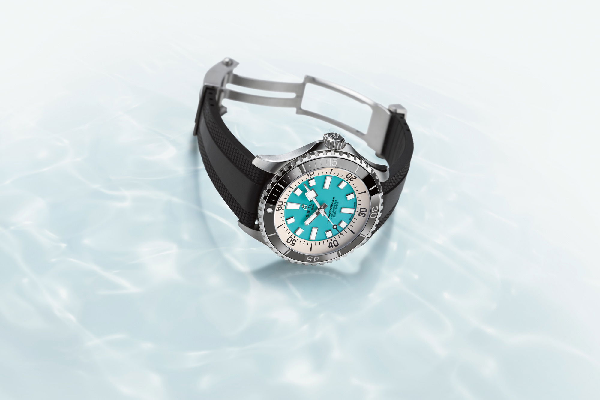 Breitling Superocean Automatic 44 - View 2