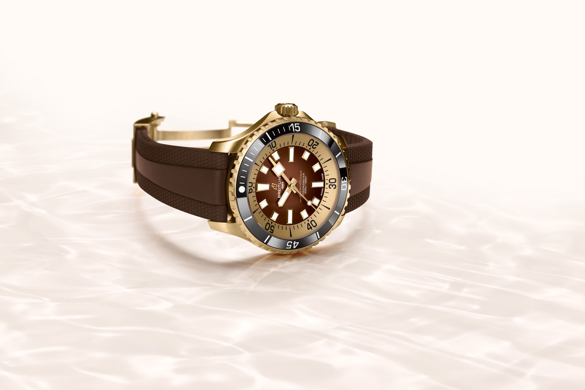 Breitling Superocean Automatic 44 - View 2