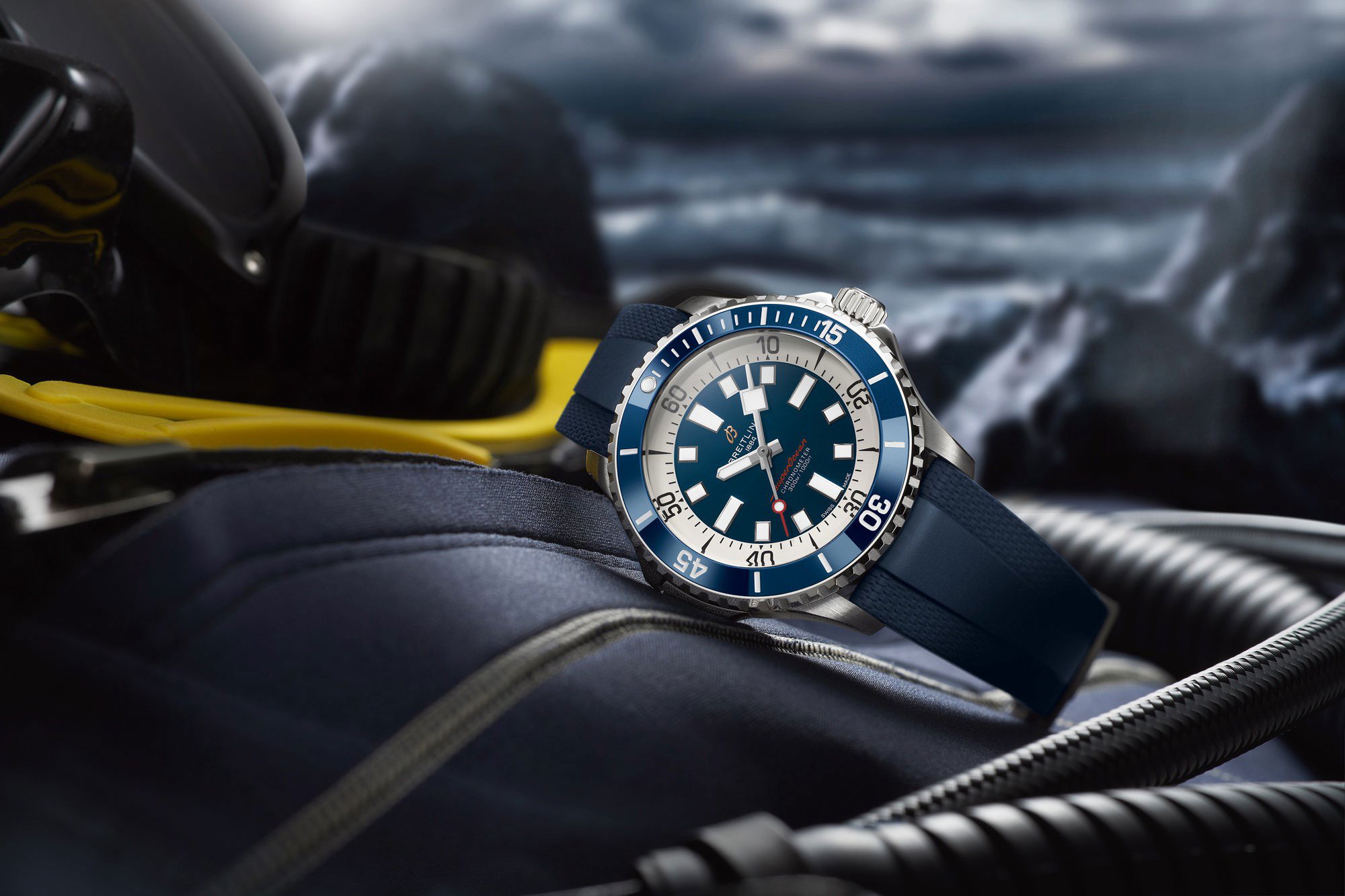 Breitling Superocean Automatic 46 - View 3