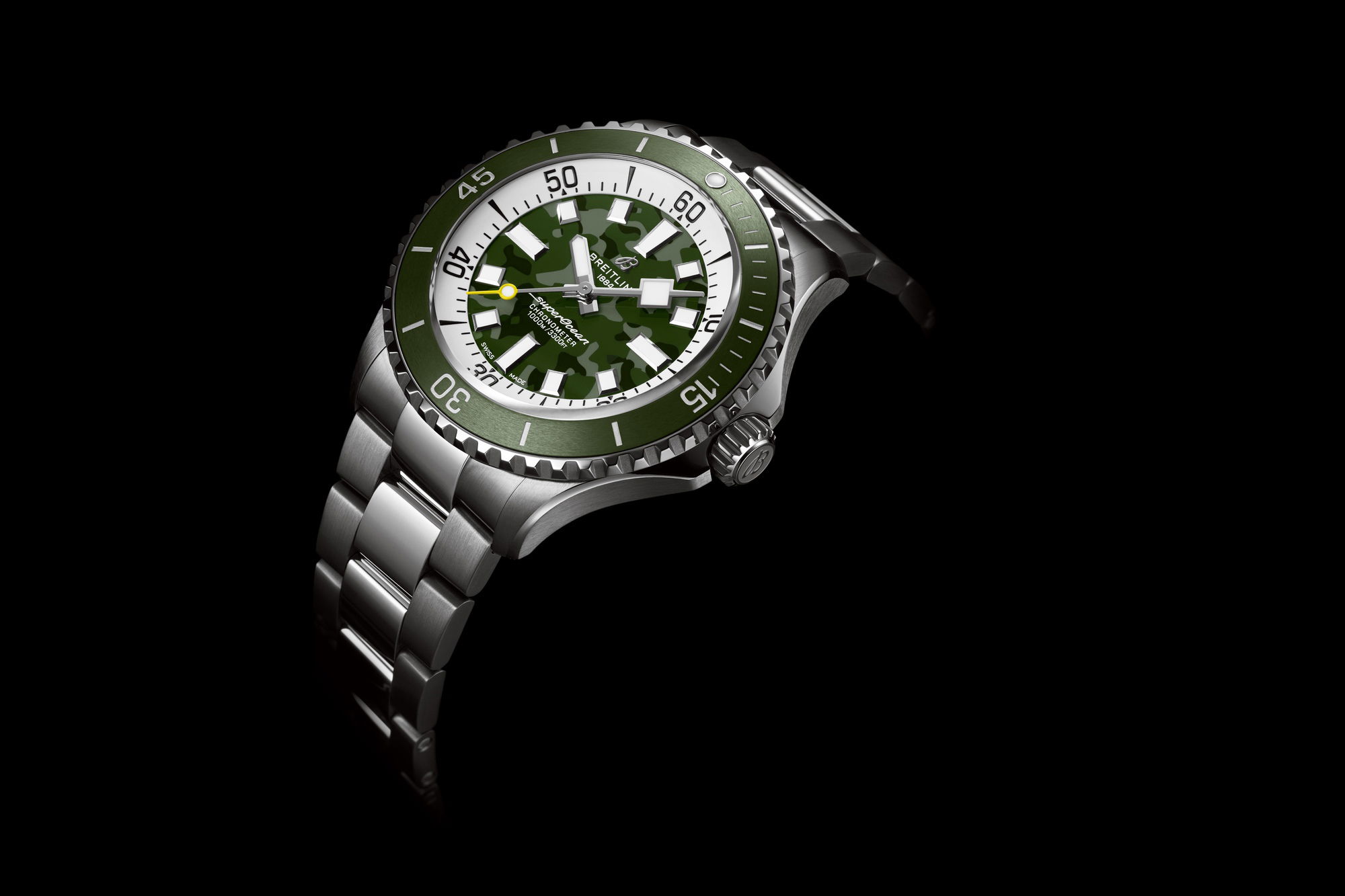 Breitling Superocean Automatic 46 Super Diver - View 3