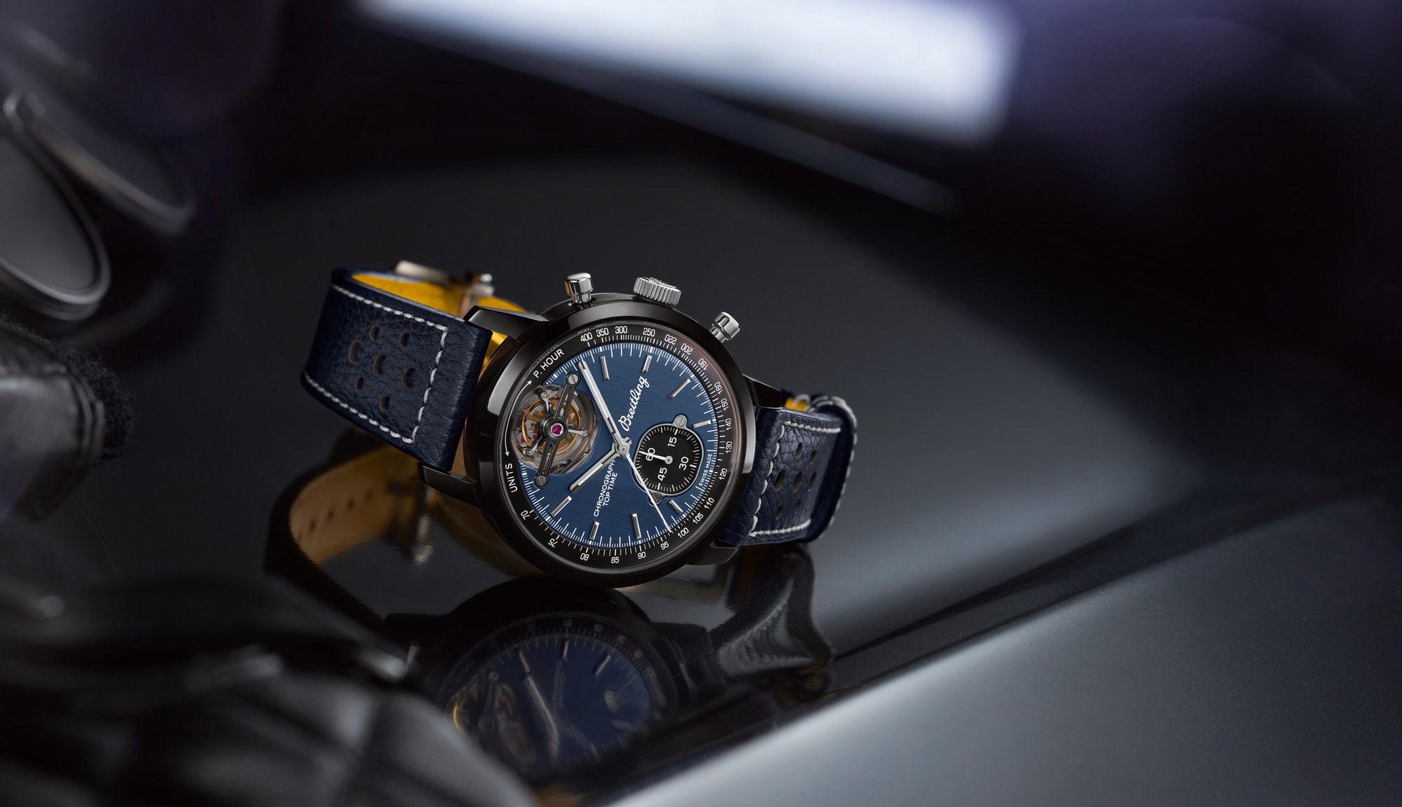 Breitling Top Time B21 Shelby Cobra - View 3
