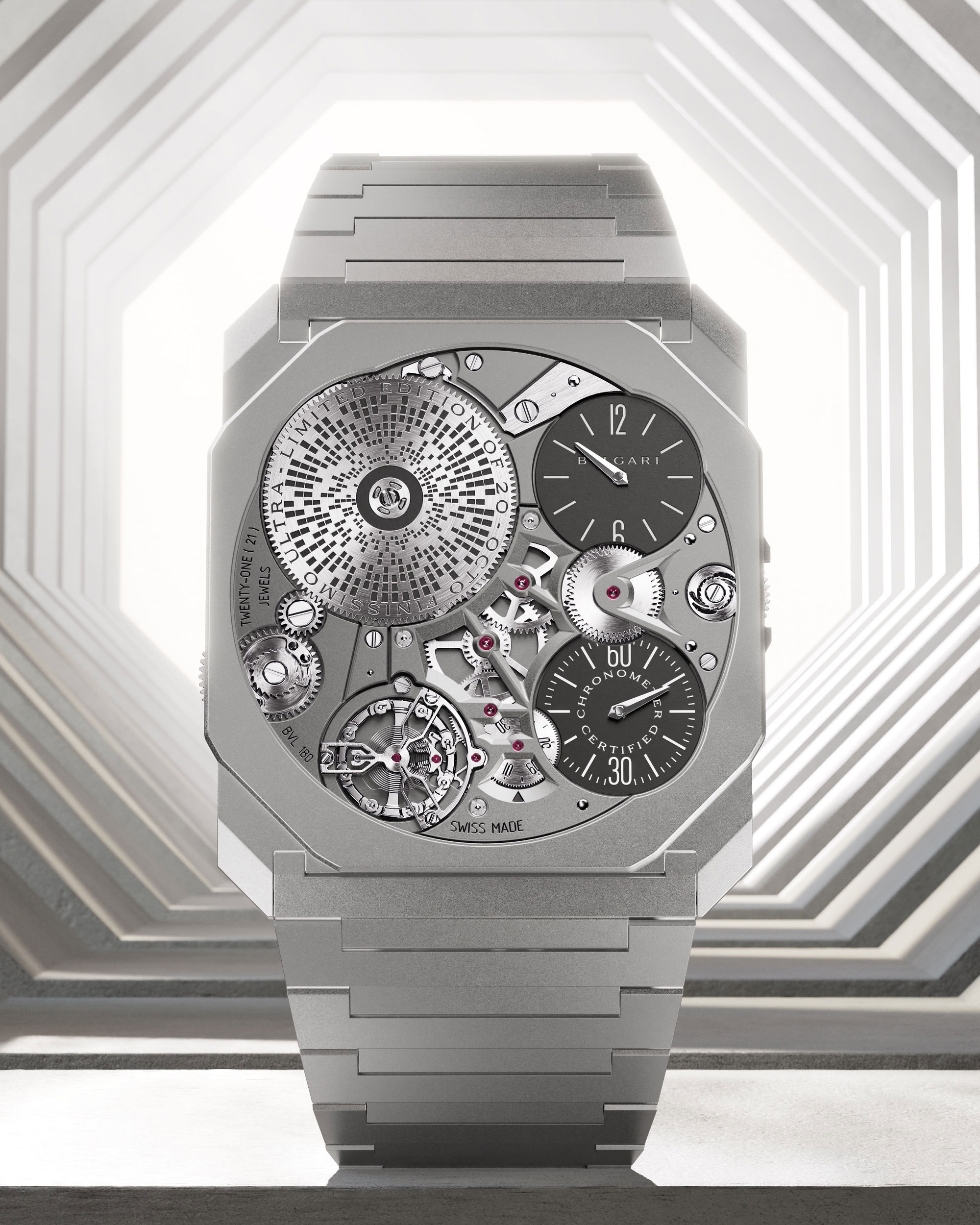 Bvlgari Octo Finissimo Ultra COSC - View 3