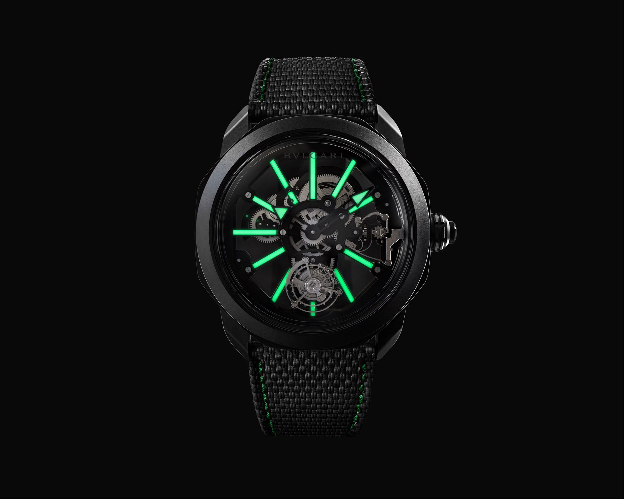 Bvlgari Octo Roma Striking Tourbillon Sapphire - View 3