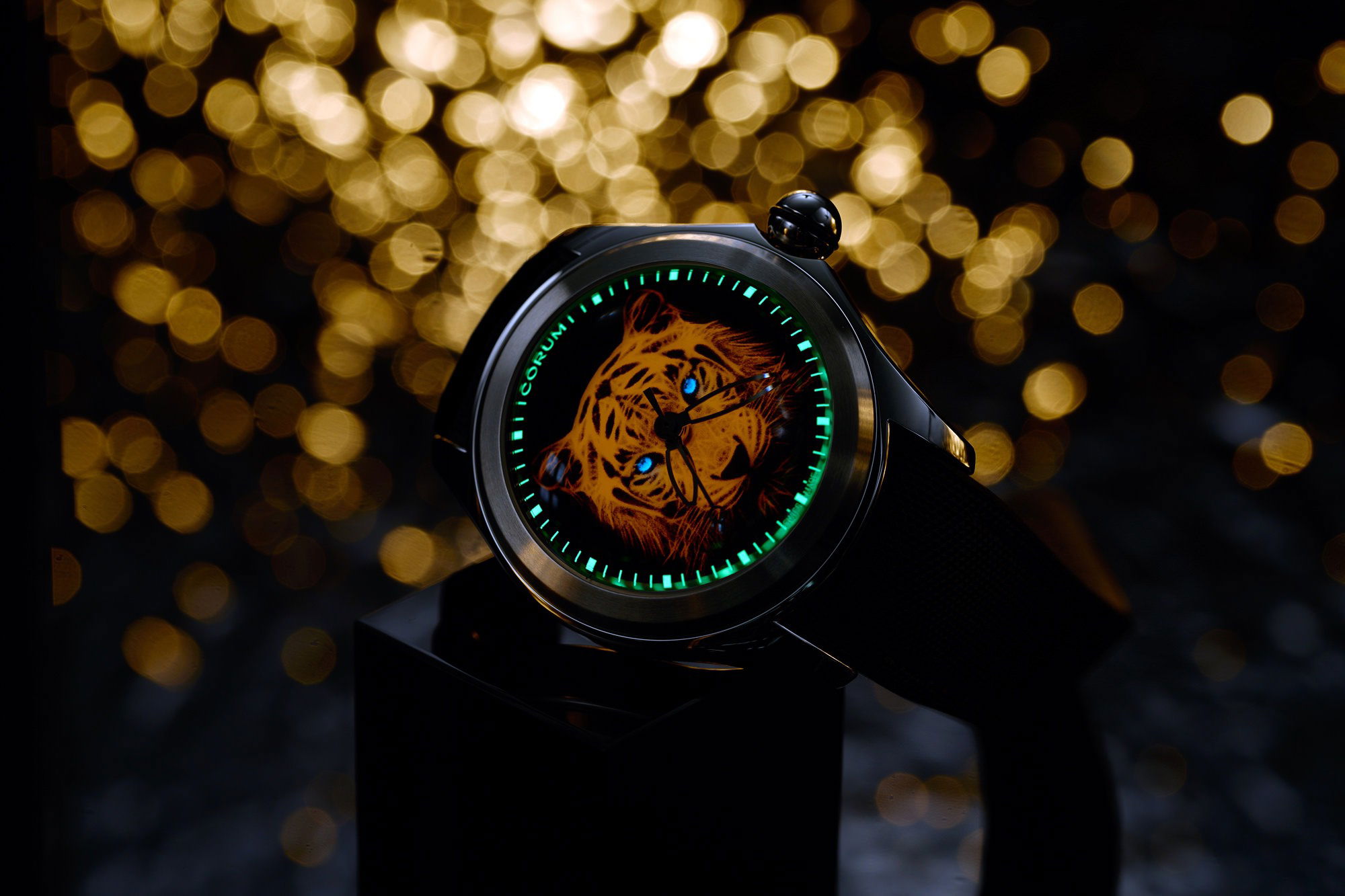 Corum Bubble 47 Automatic Luminescent Tiger - View 3