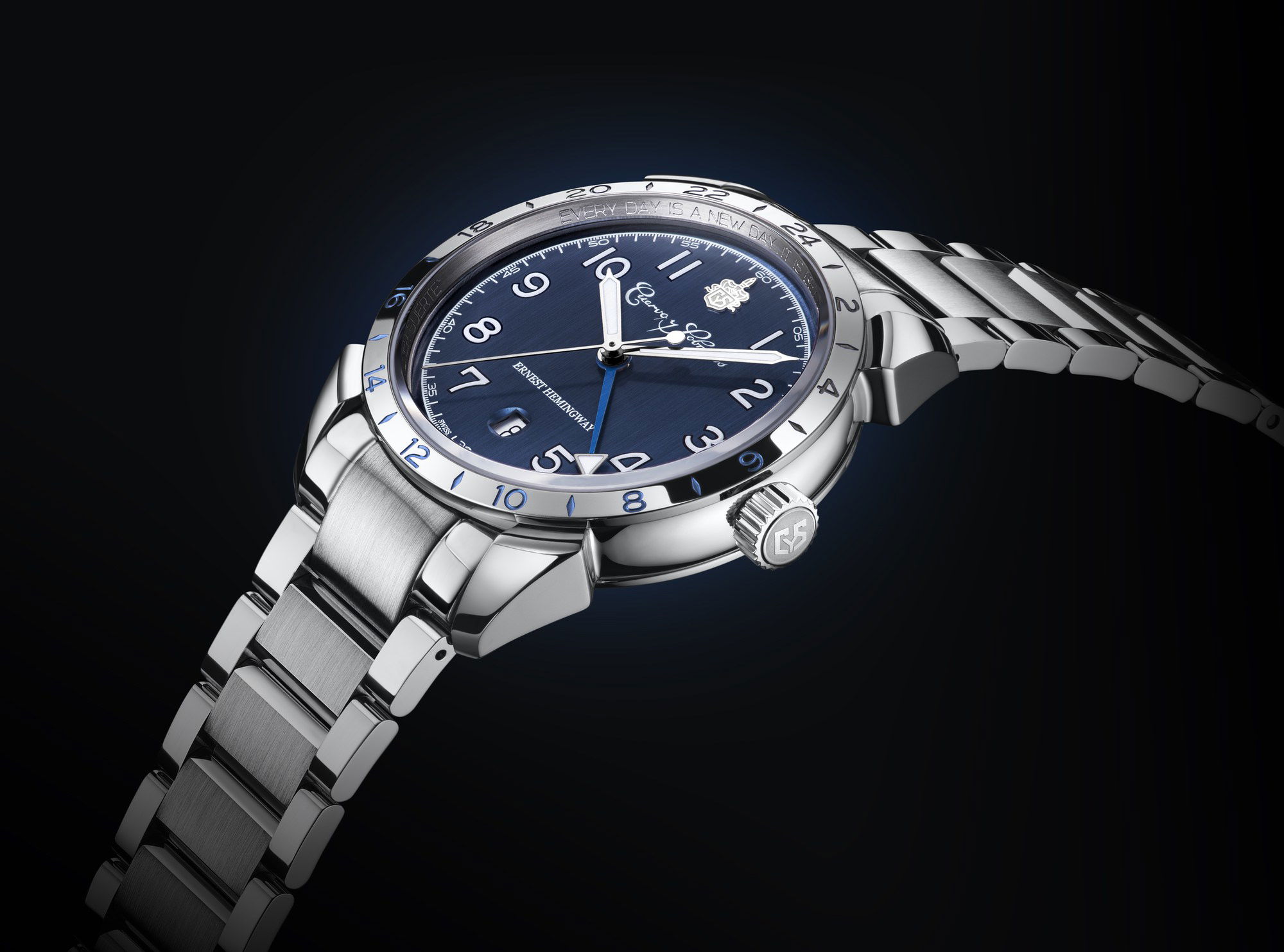 Cuervo y Sobrinos Historiador Hemingway GMT ‘The Fisherman’ - View 2