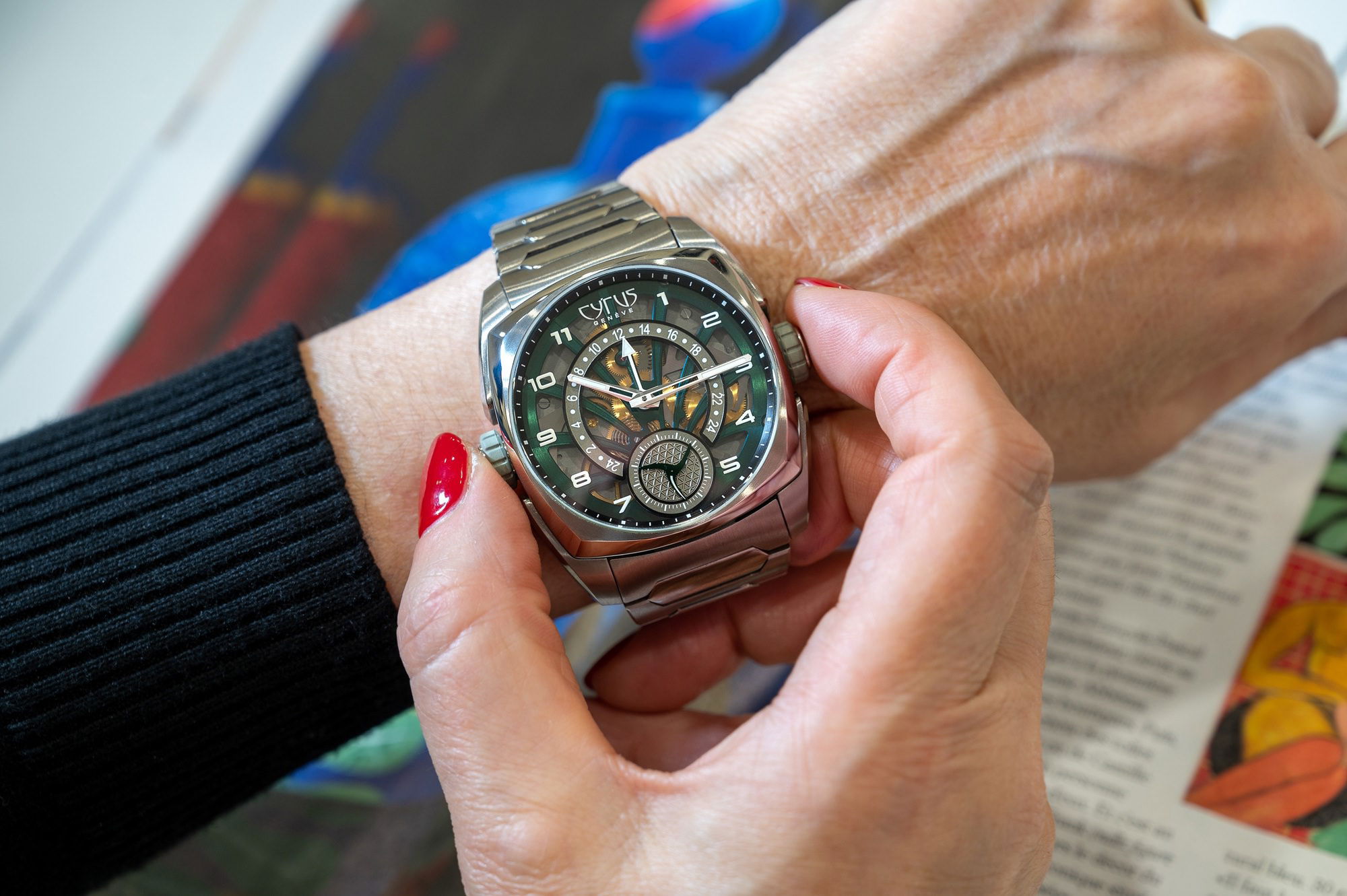 Cyrus Klepcys GMT Palm Green - View 2