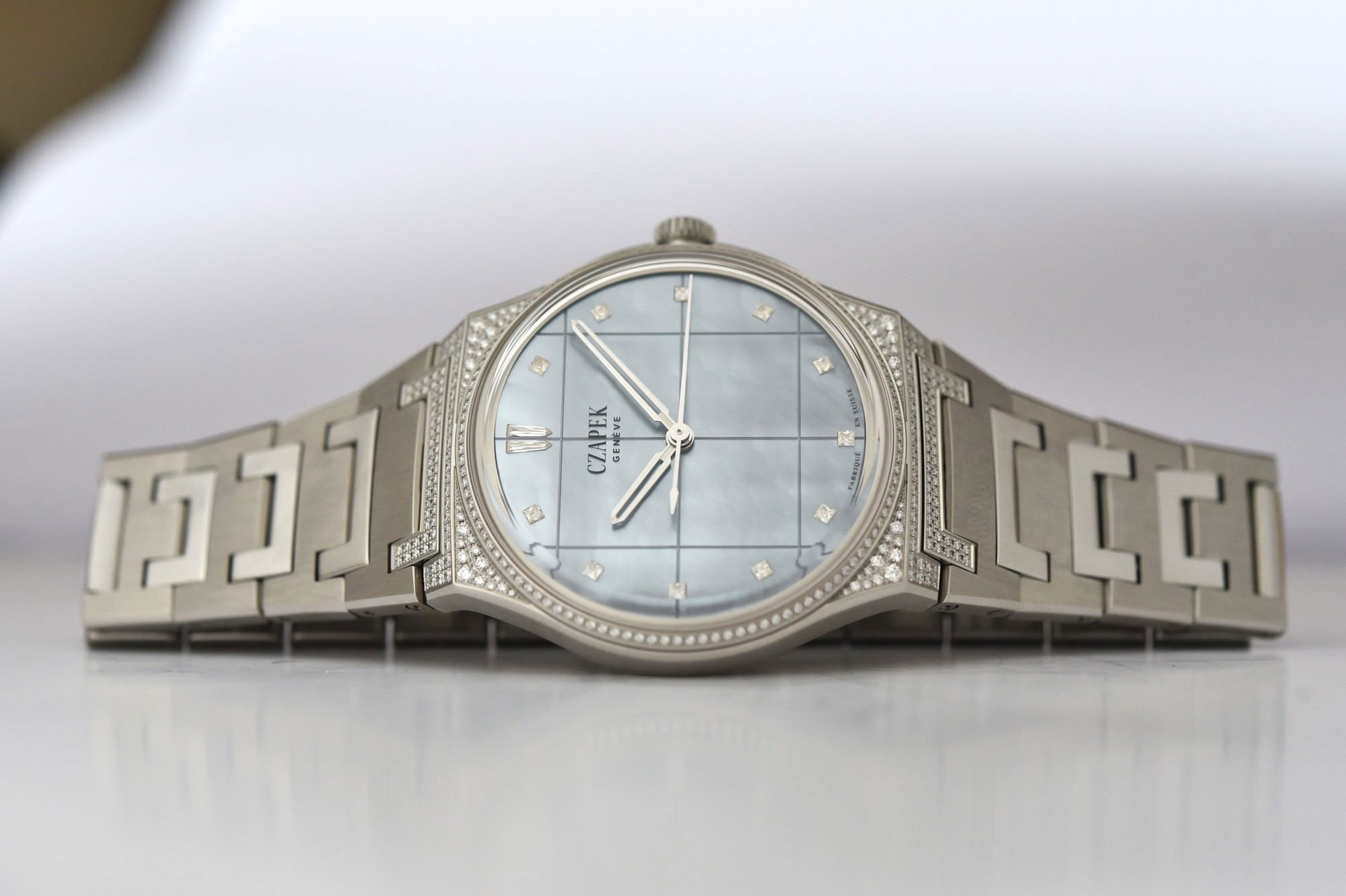 Czapek Antarctique S La Carte des Nuages Stormy Grey - View 2