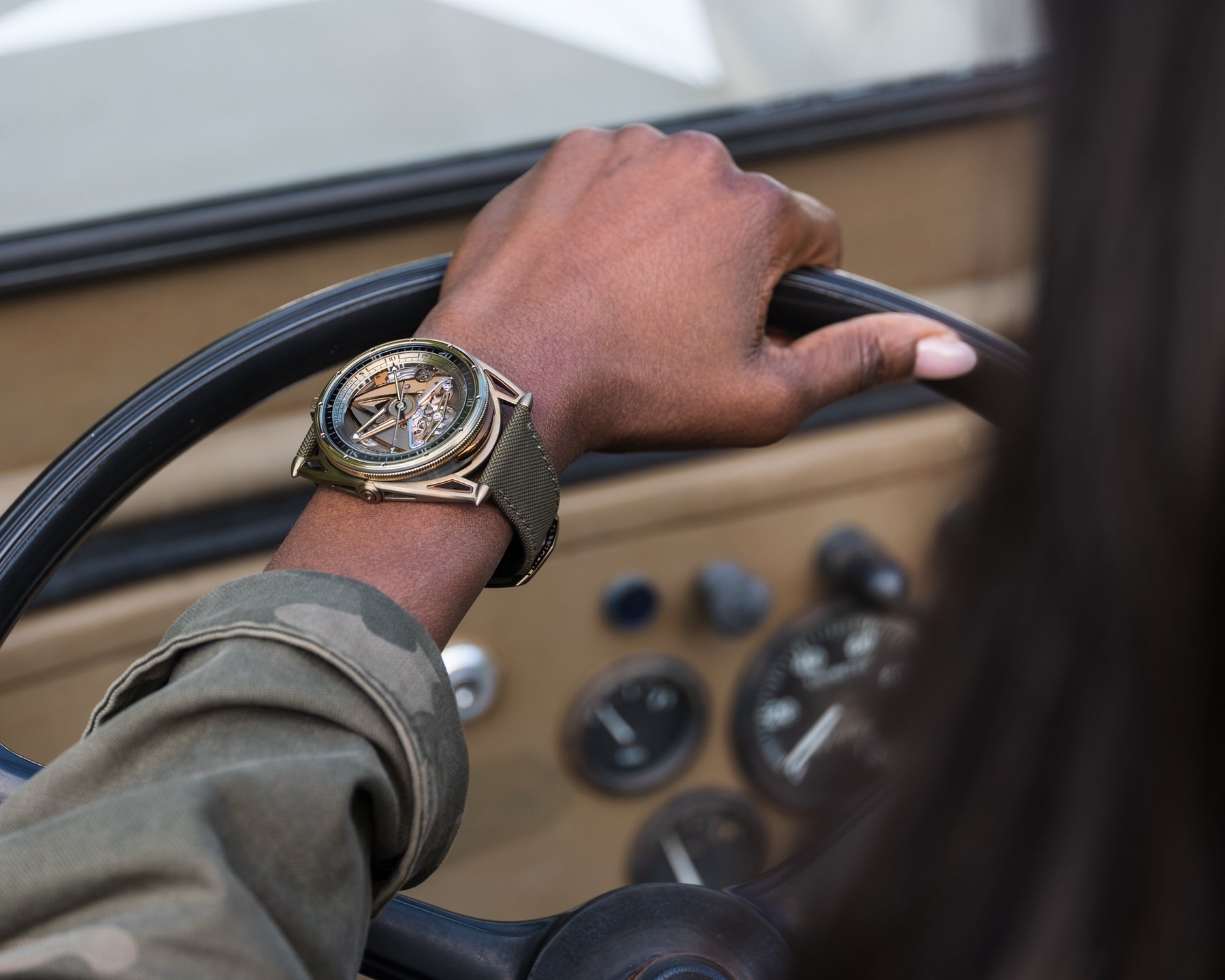De Bethune DB28GS “Yellow Submarine” - View 2