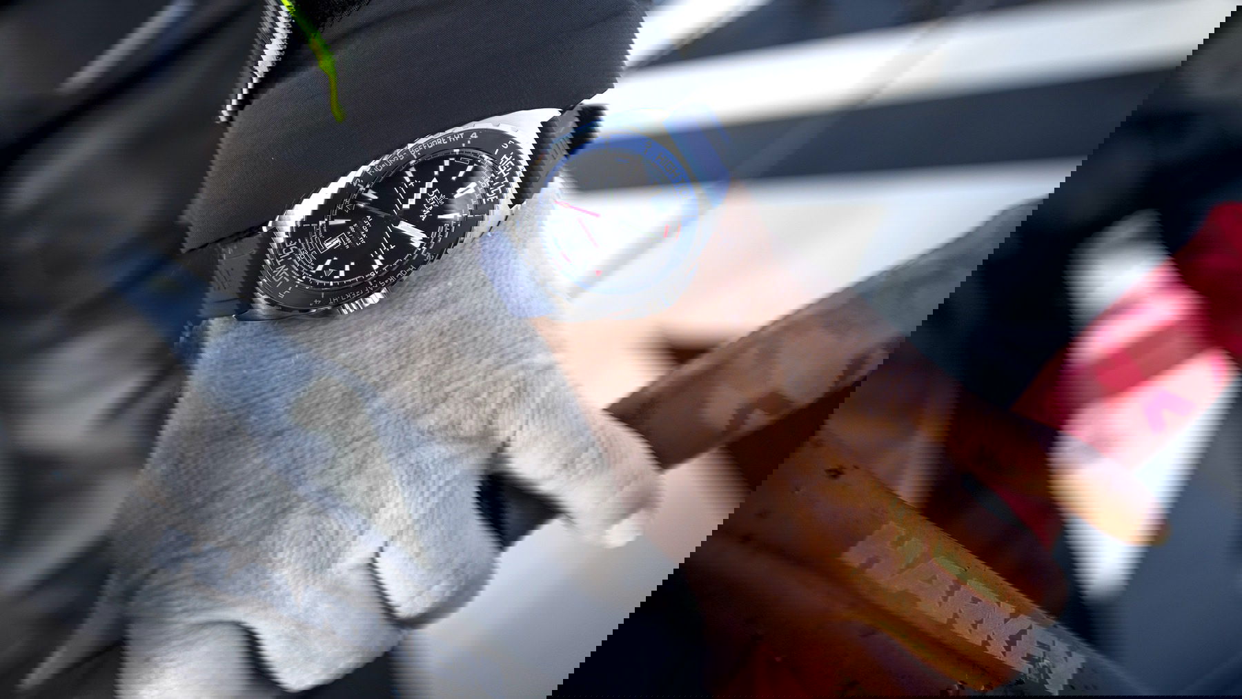 Delma Oceanmaster Tide Automatic - View 2