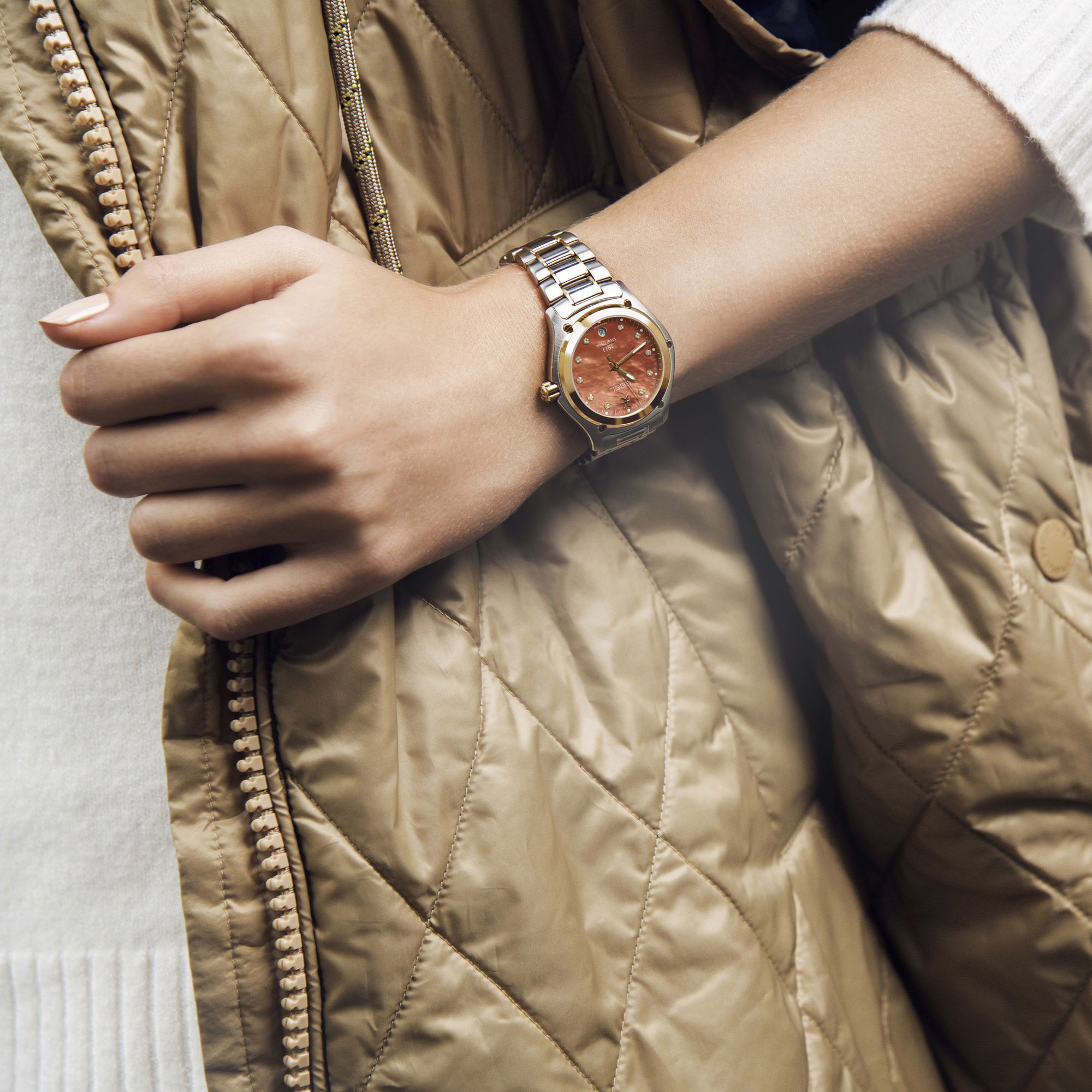 Ebel 1911 Grande Ocher - View 3