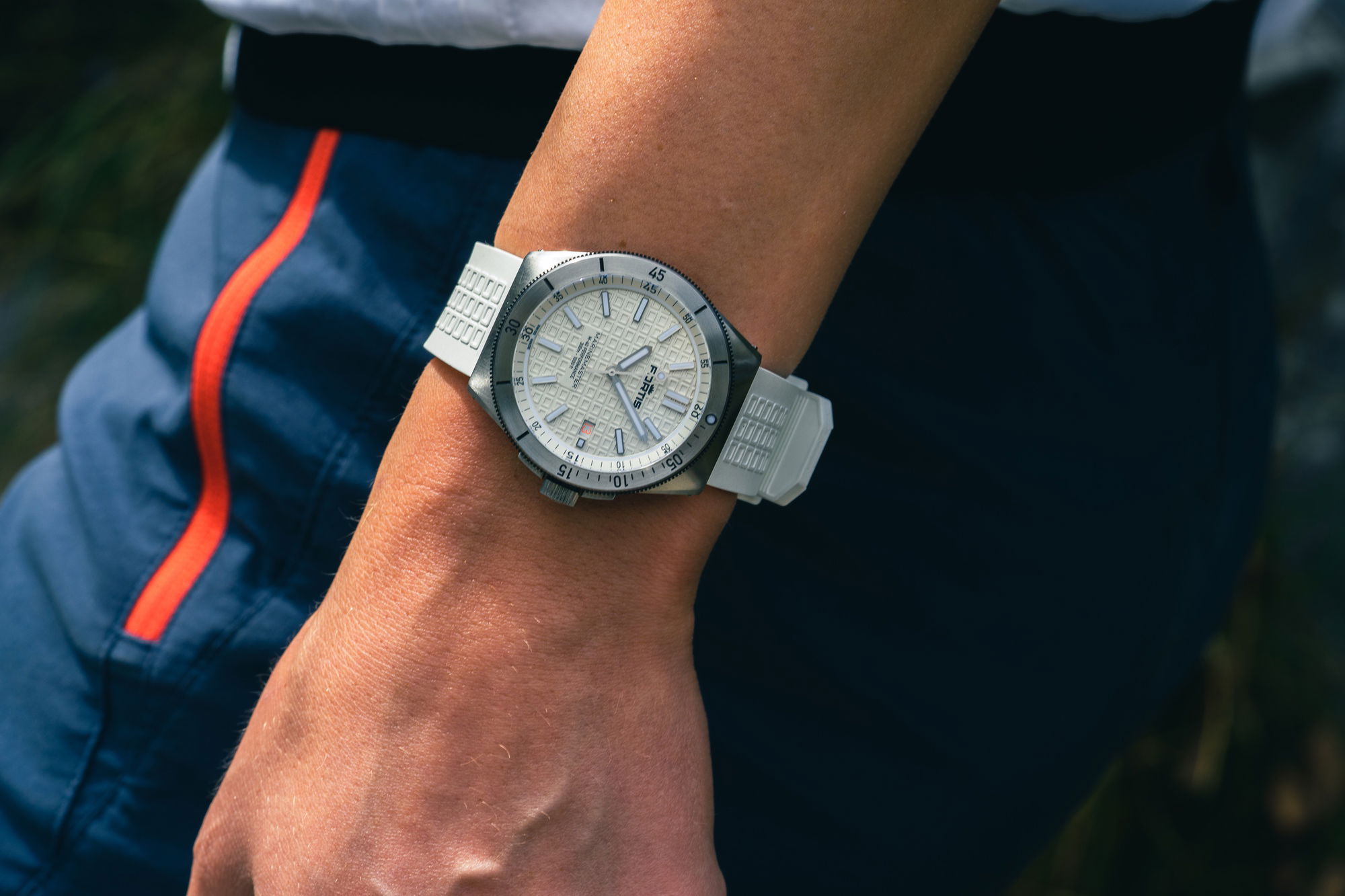 Fortis Marinemaster M-40 Snow White - View 2