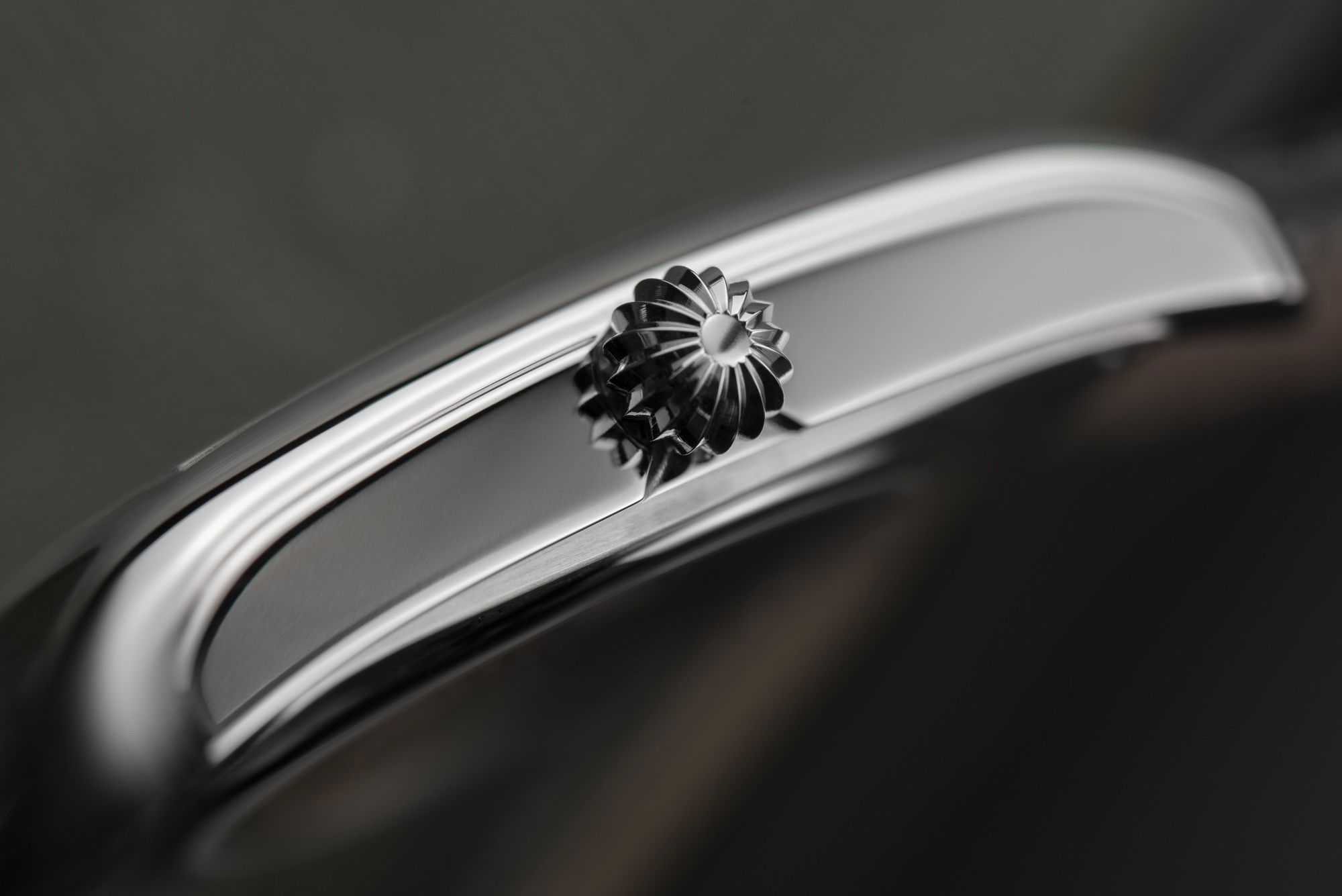 Frederique Constant Classics Carrée Automatic - View 3
