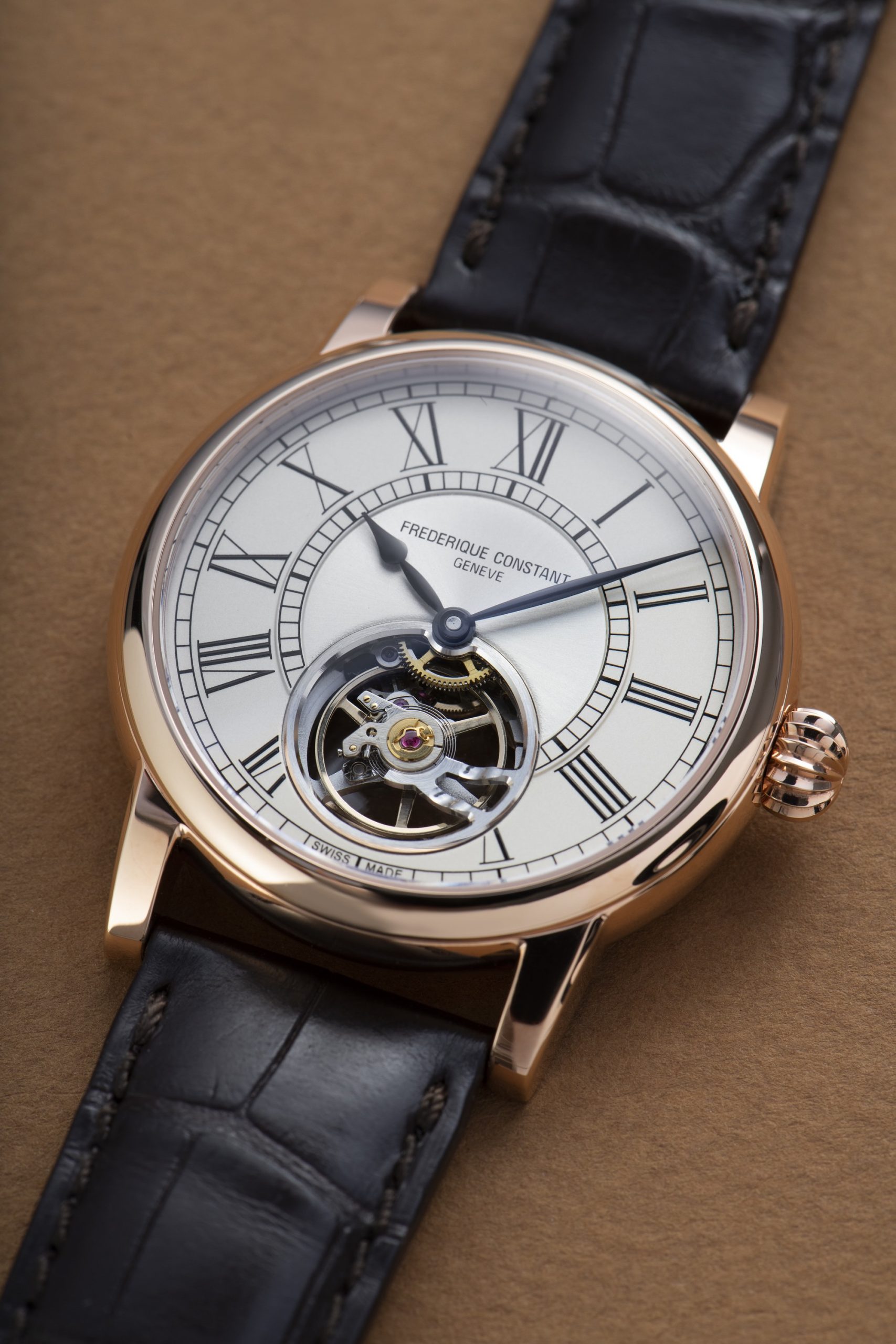 Frederique Constant Classics Heart Beat Manufacture - View 3